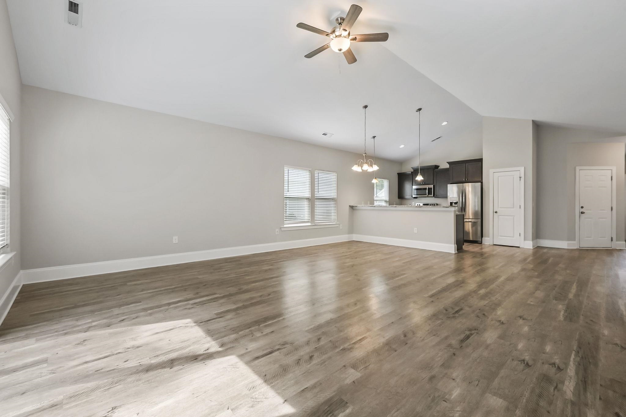 1616 Palmetto Palm Dr. Property Photo 4