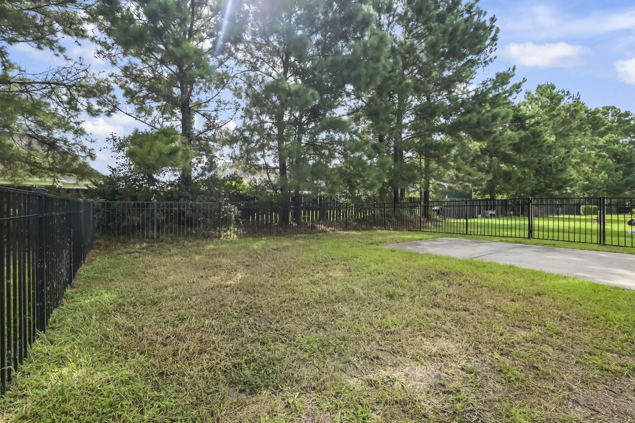 1616 Palmetto Palm Dr. Property Photo 29