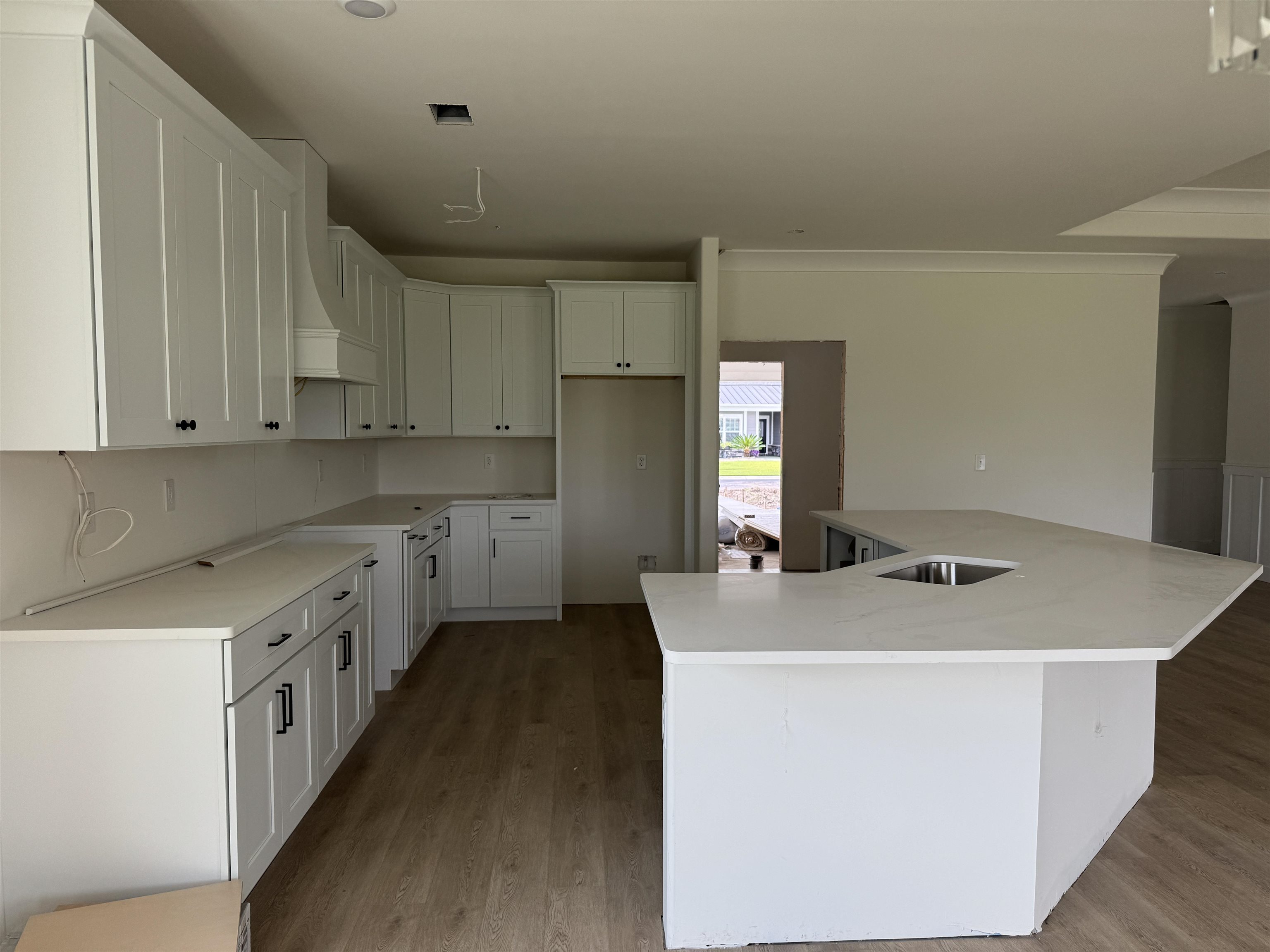 113 Swallowtail Ct. Property Photo 8