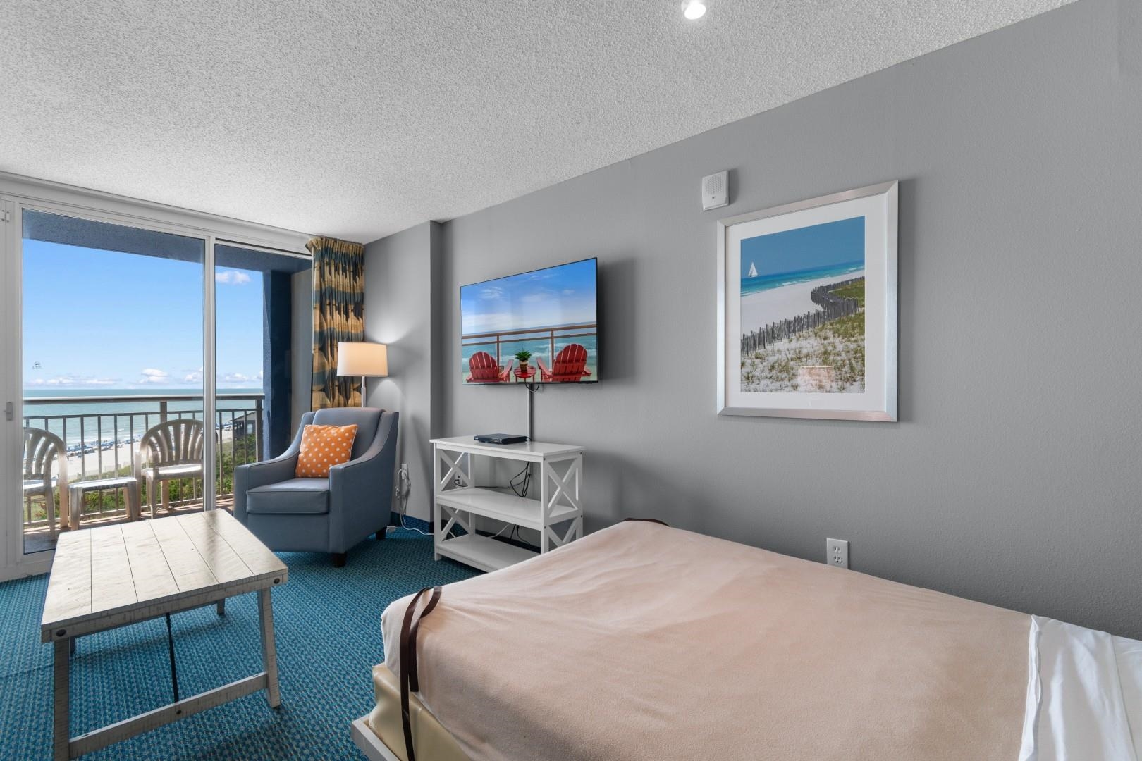 300 N Ocean Blvd. Property Photo 13