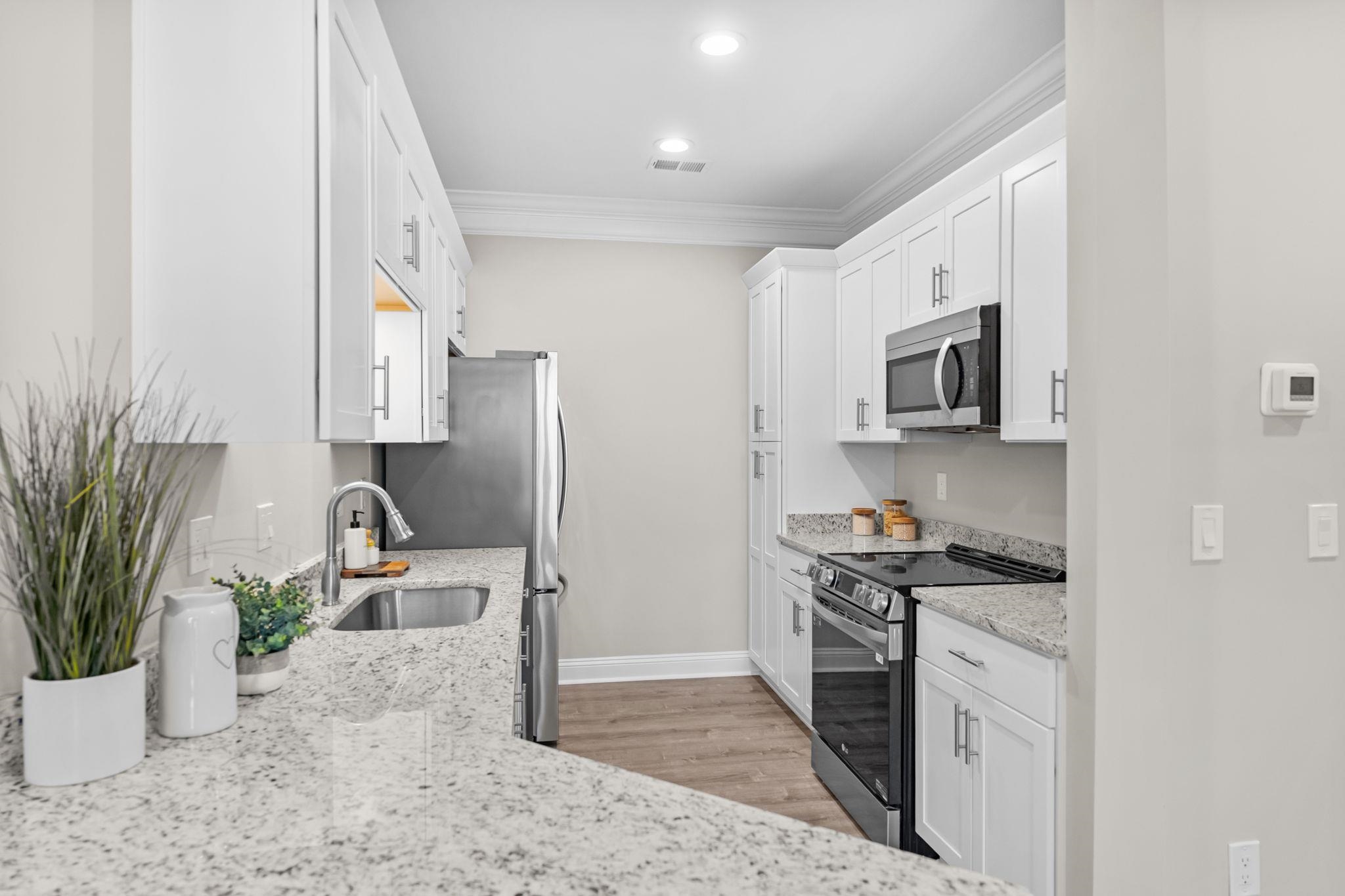 627 Bonaventure Dr. Property Photo 17