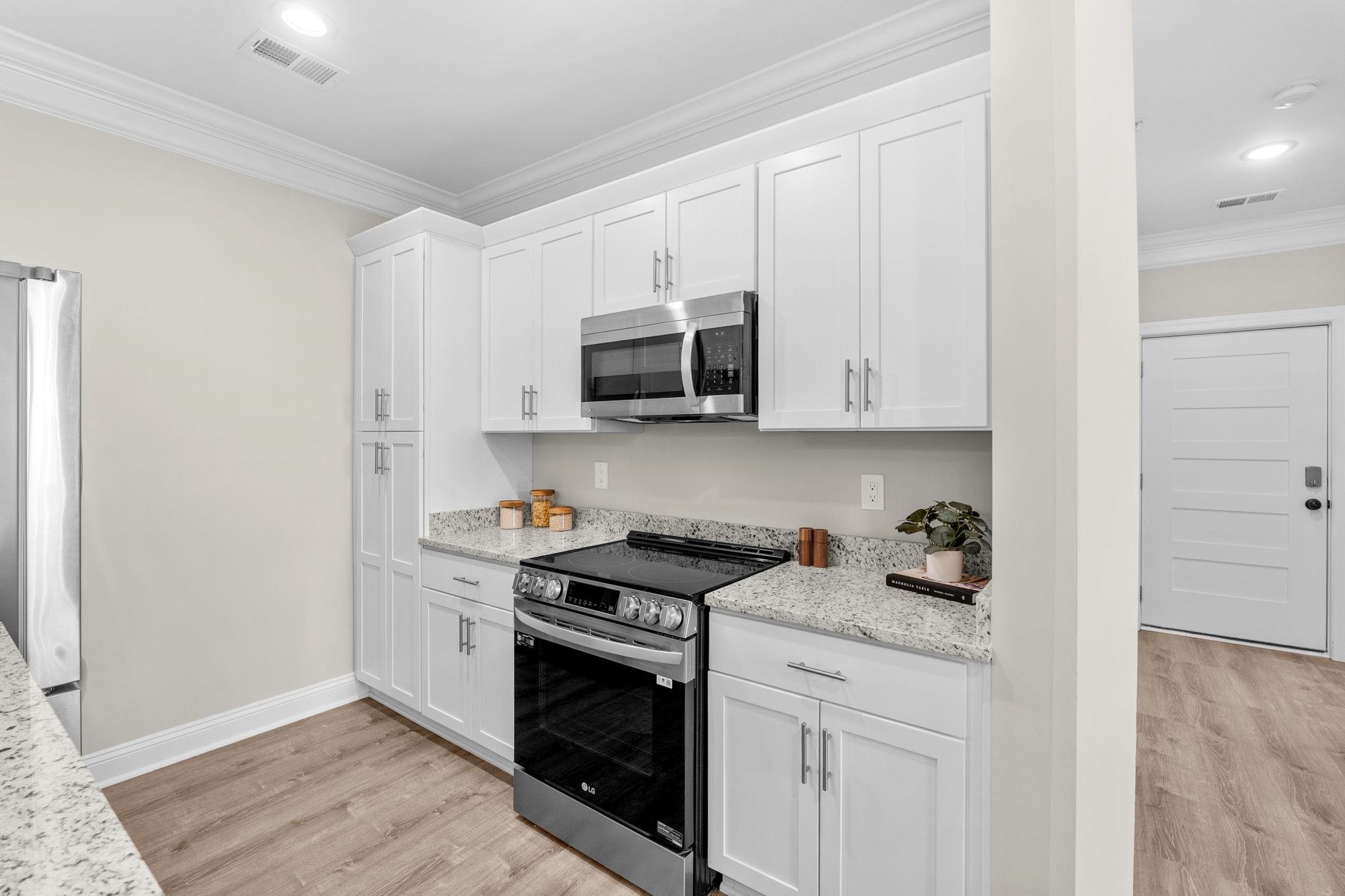 627 Bonaventure Dr. Property Photo 19