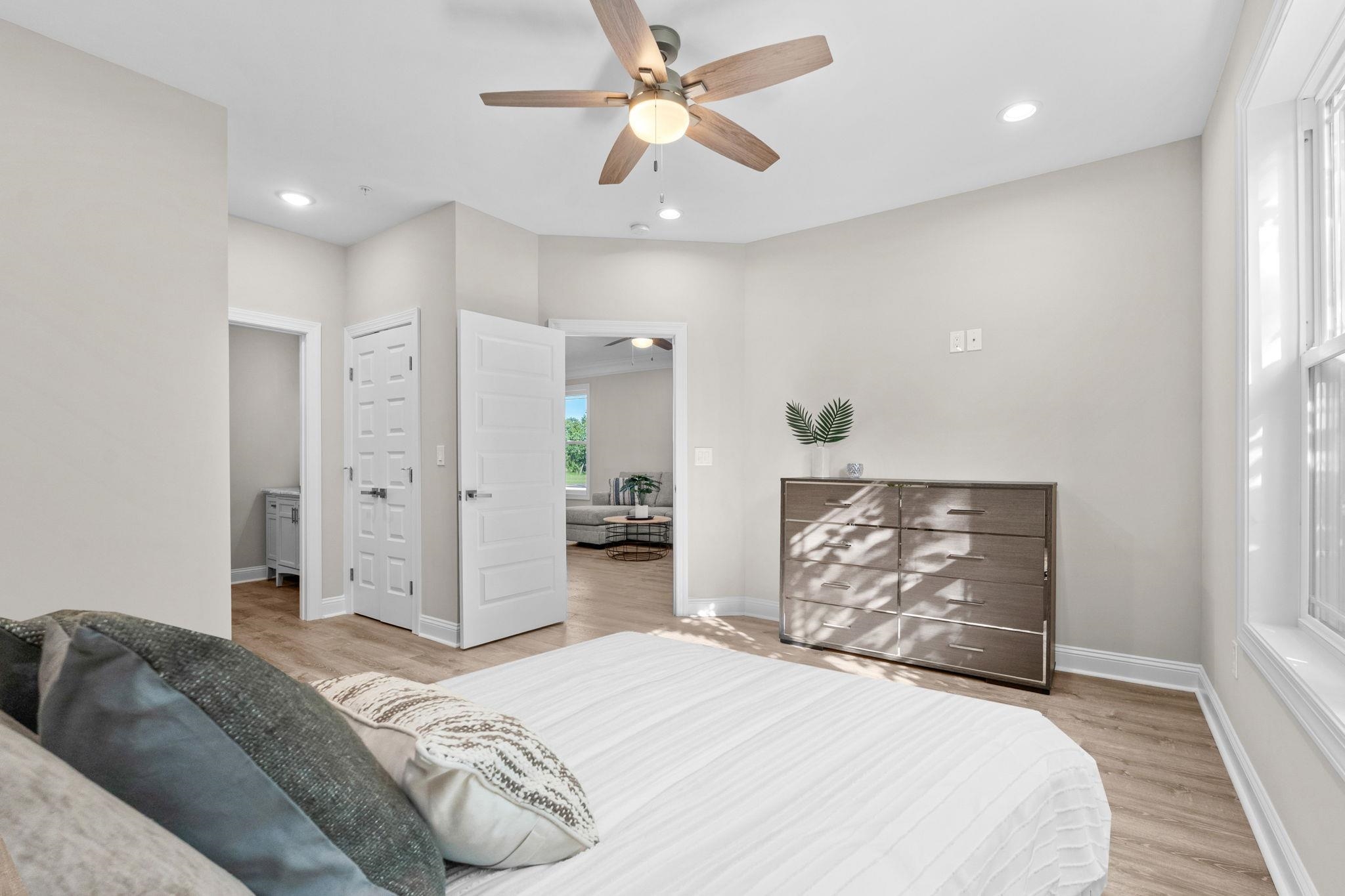 627 Bonaventure Dr. Property Photo 32