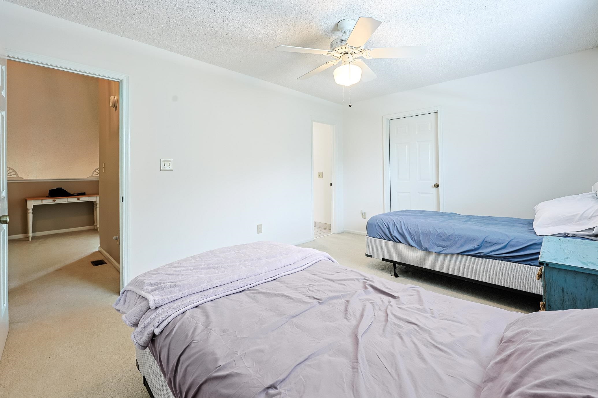4291 Parkway Ln. Property Photo 17
