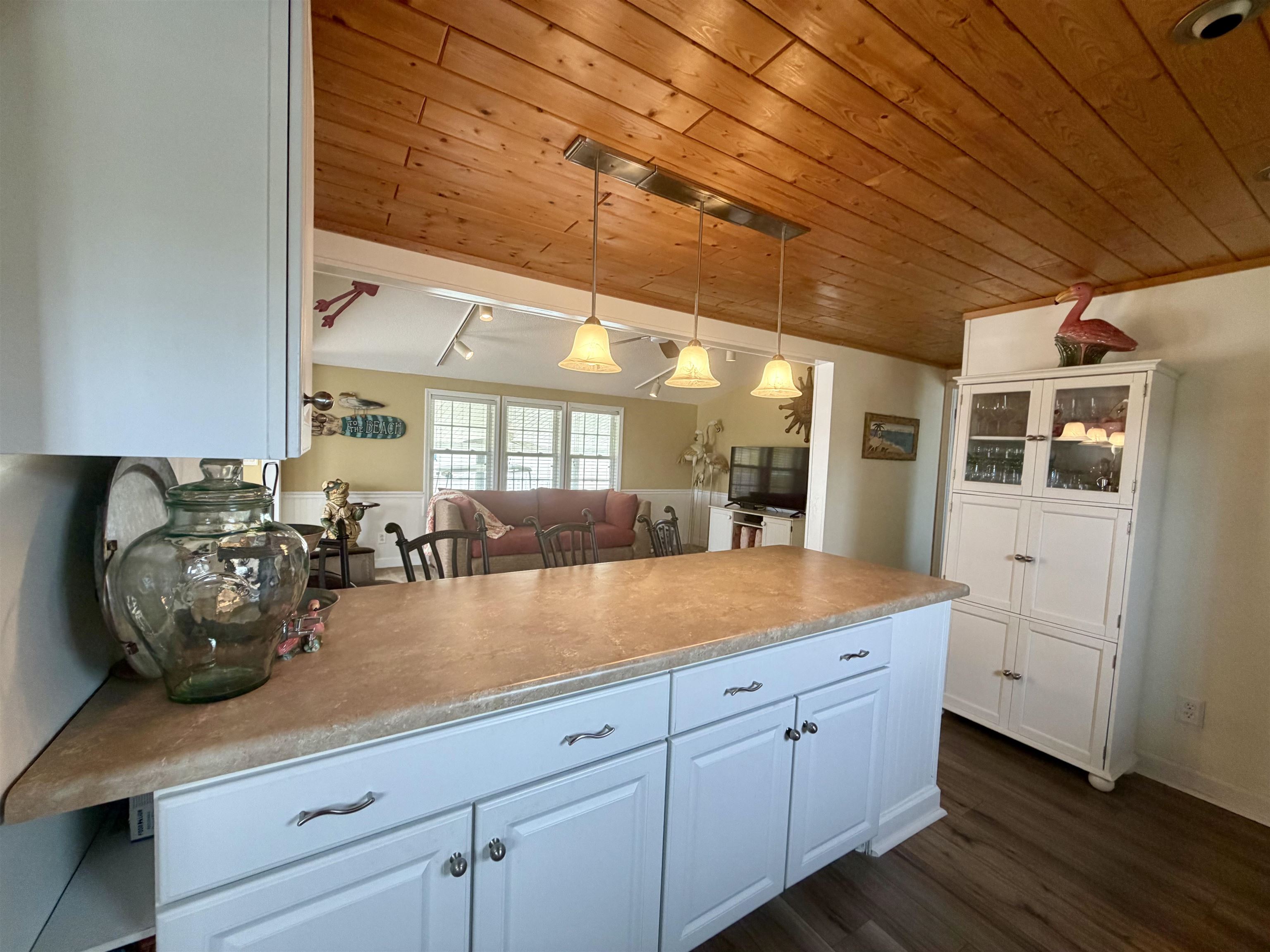 1876 Sunrise Dr. Property Photo 13