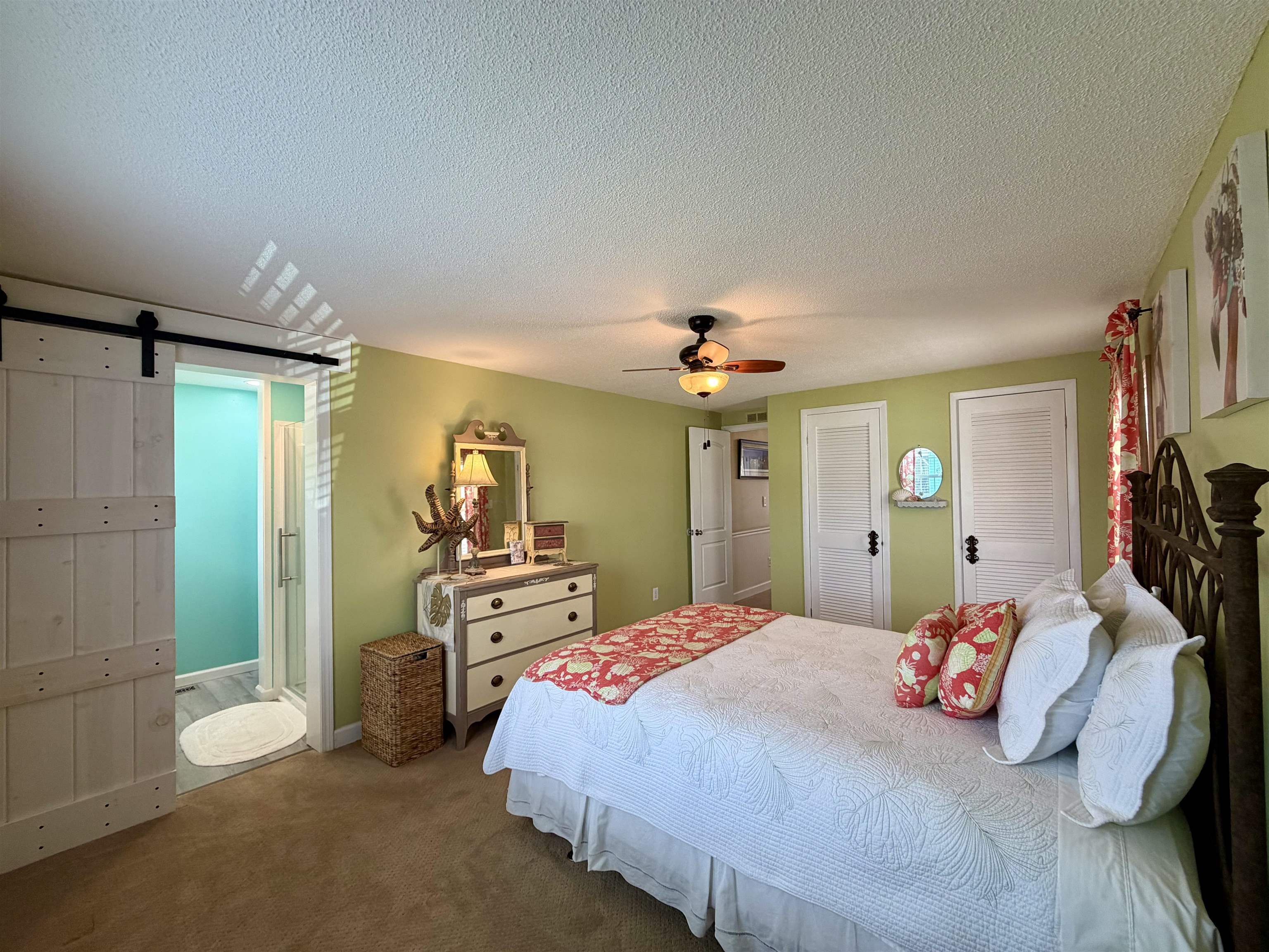 1876 Sunrise Dr. Property Photo 28