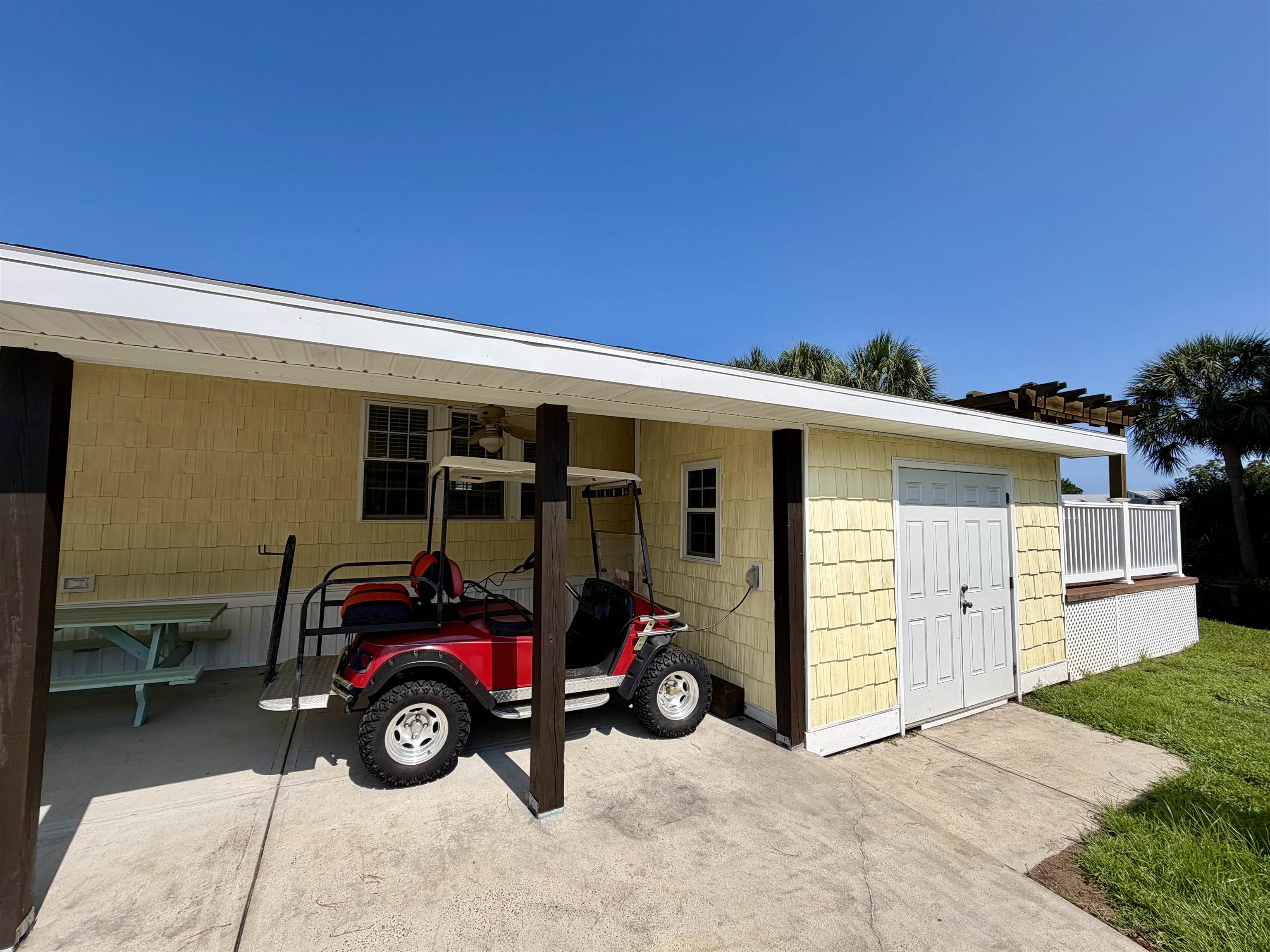 1876 Sunrise Dr. Property Photo 42