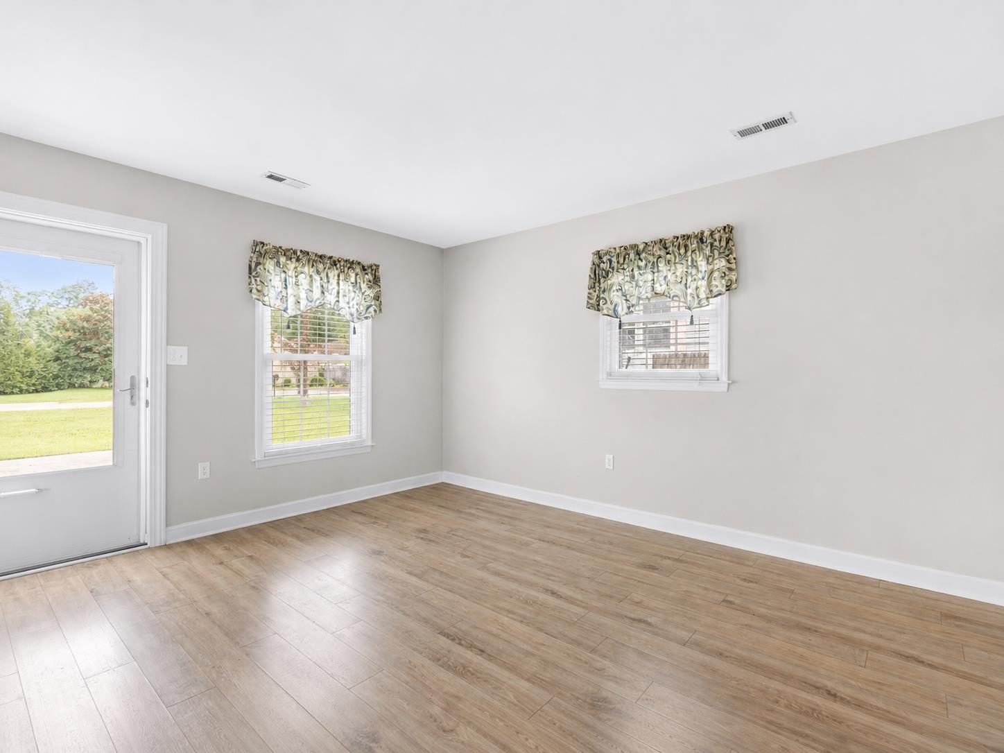 715 Cypress Dr. Property Photo 5