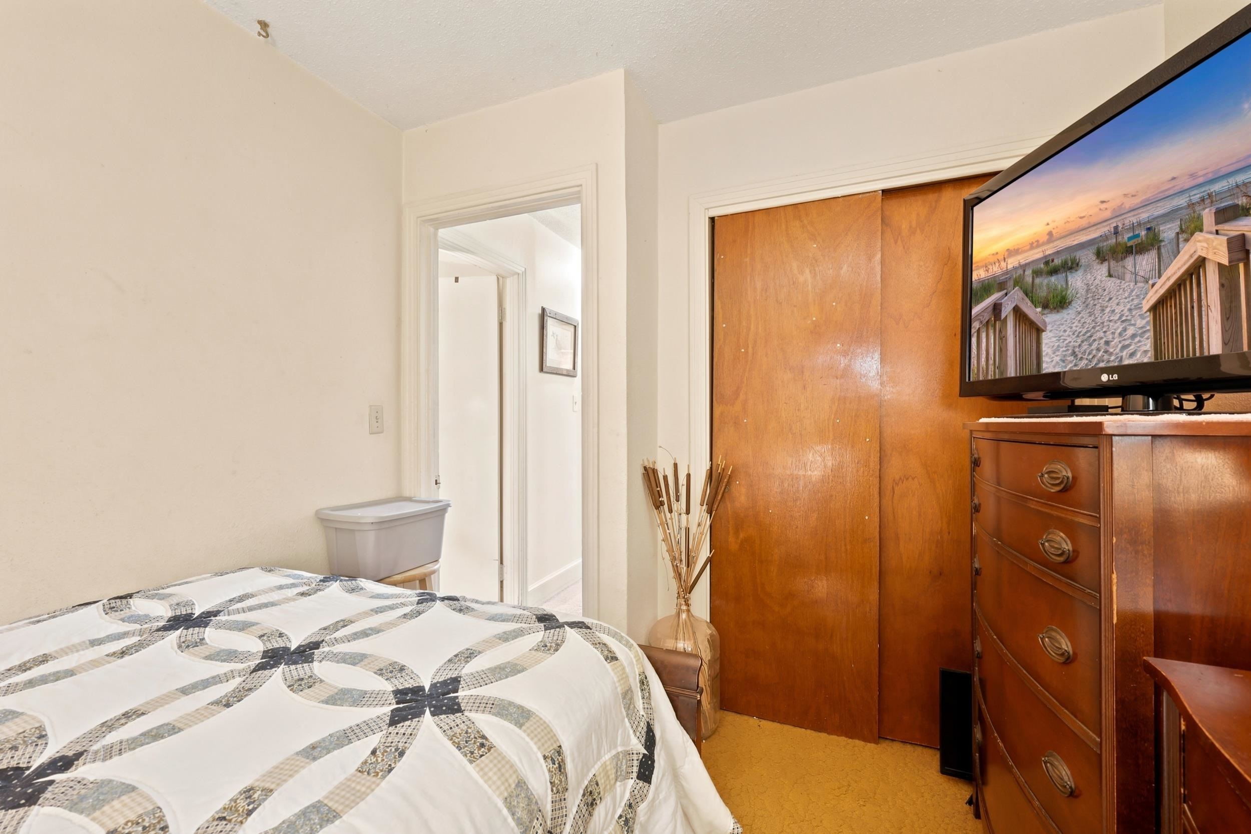 613 Elizabeth St. Property Photo 18