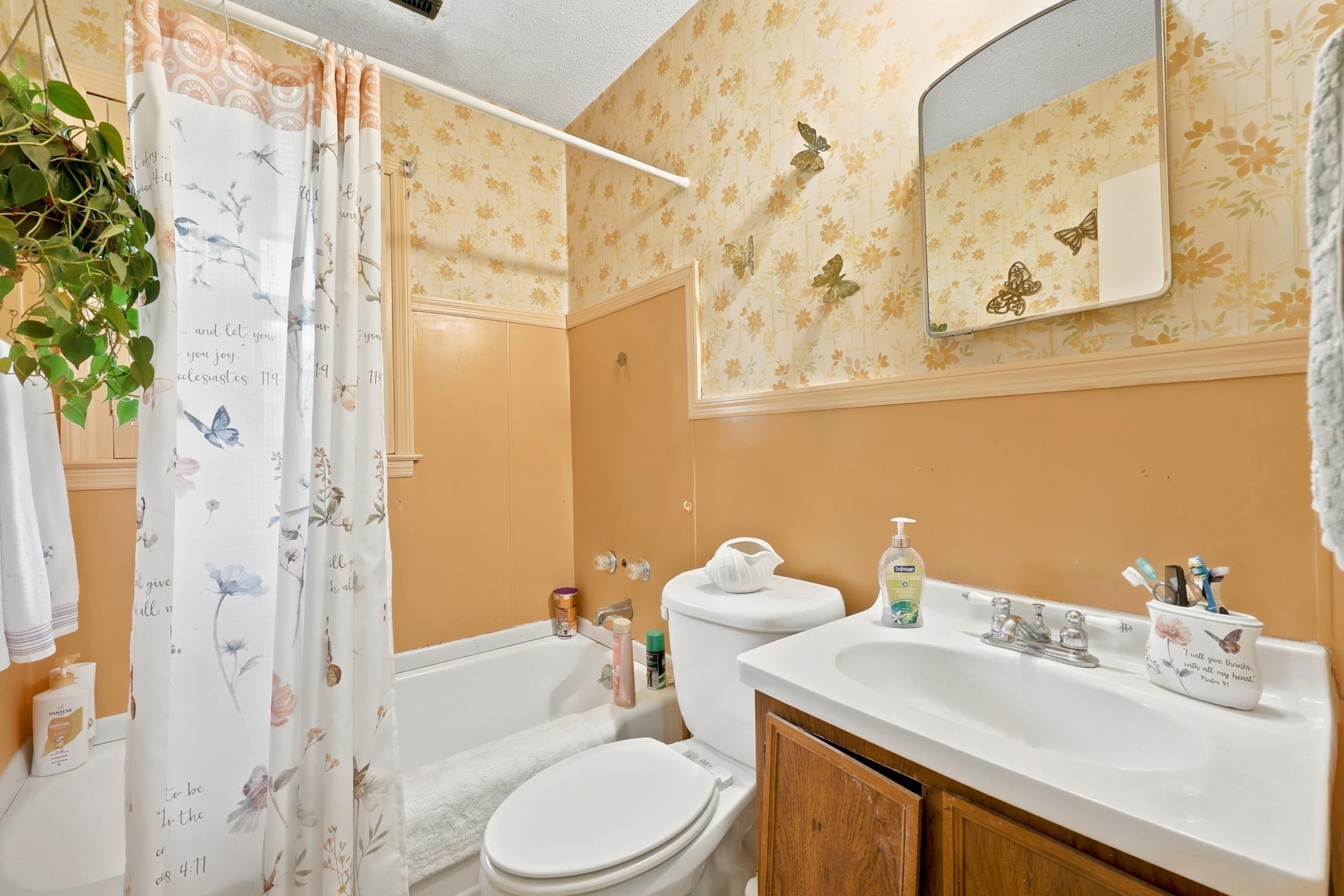 613 Elizabeth St. Property Photo 23