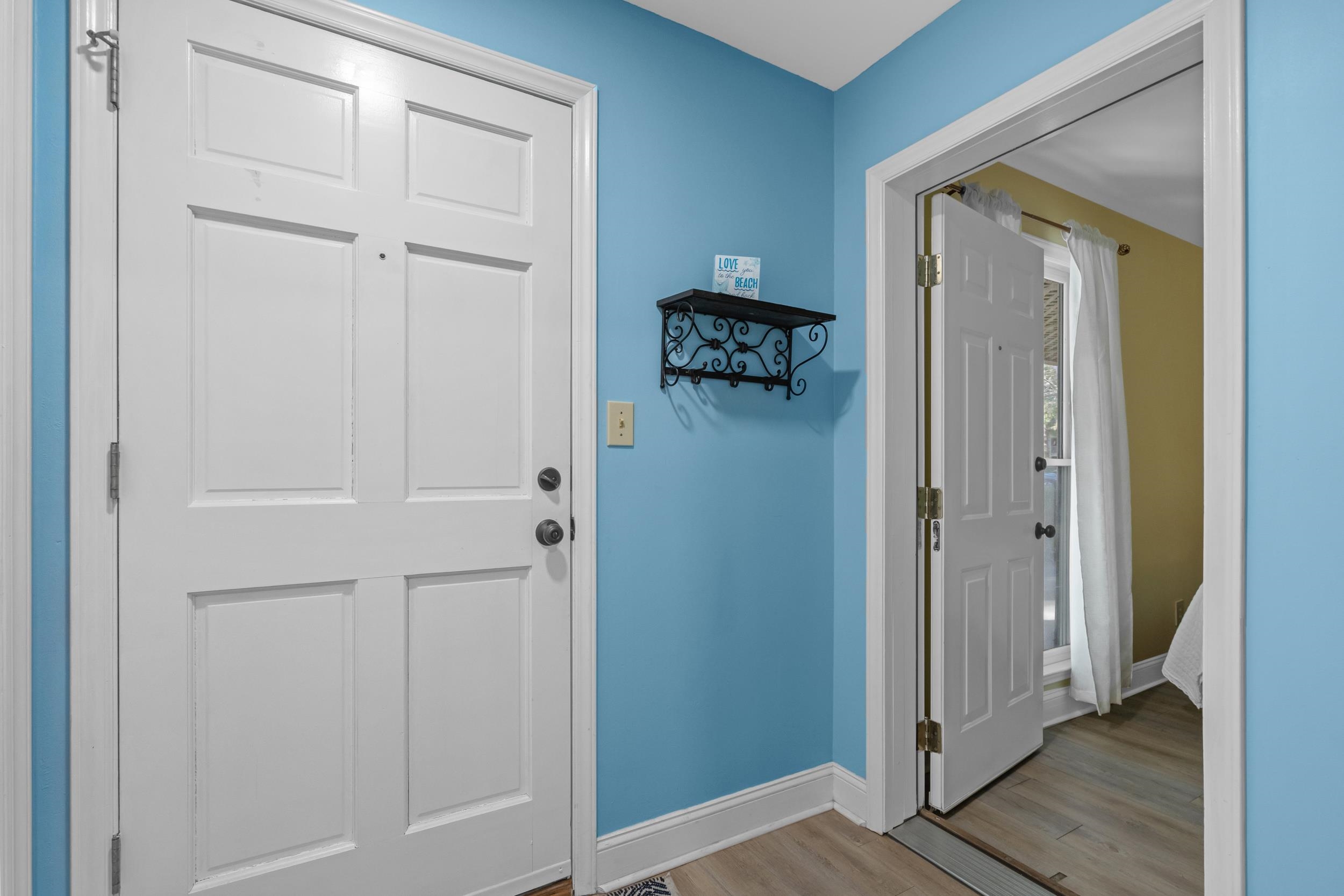 200 Stillwood Dr. Property Photo 5