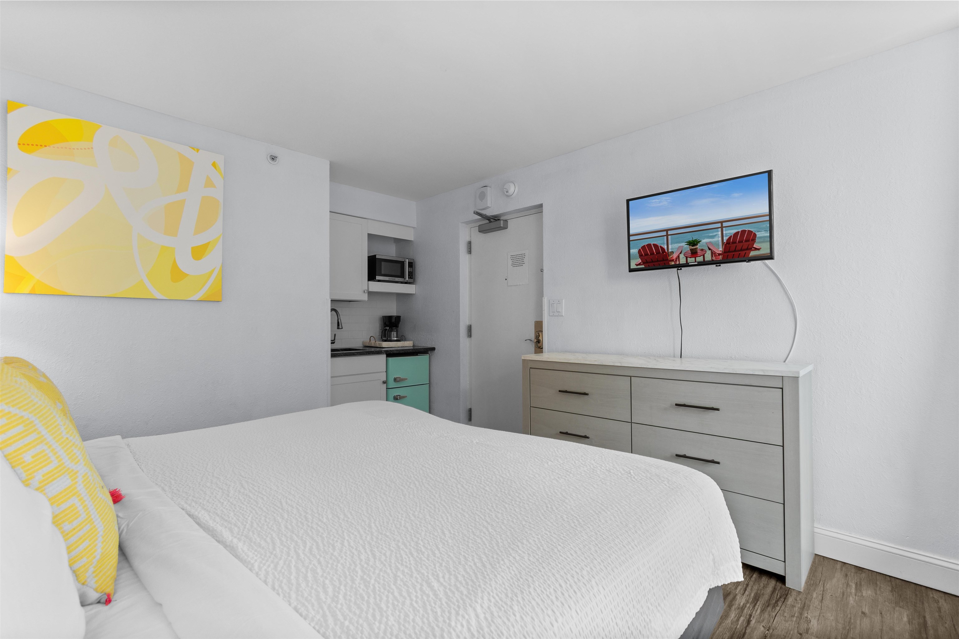 2300 N Ocean Blvd. Property Photo 25