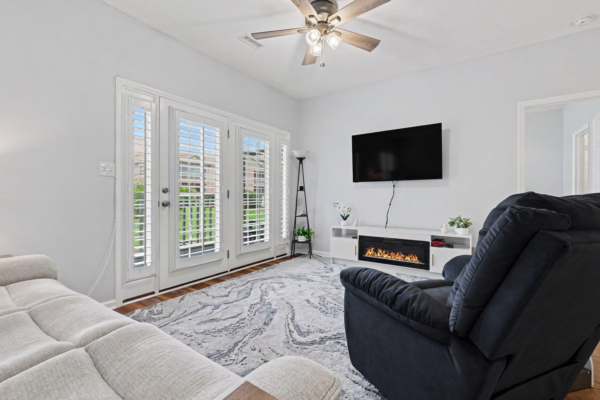 3103 Sweet Water Blvd. Property Photo 17