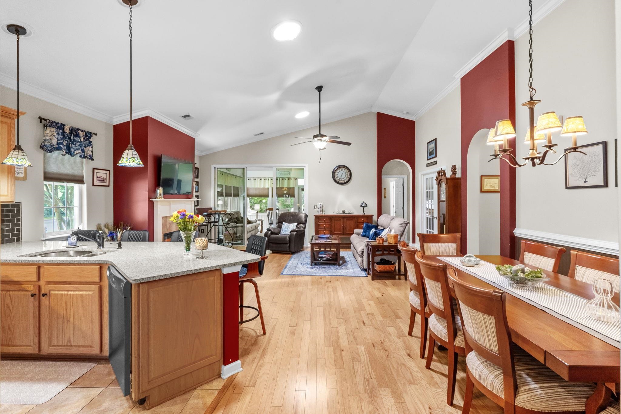 701 Bay Hill Ct. Property Photo 7