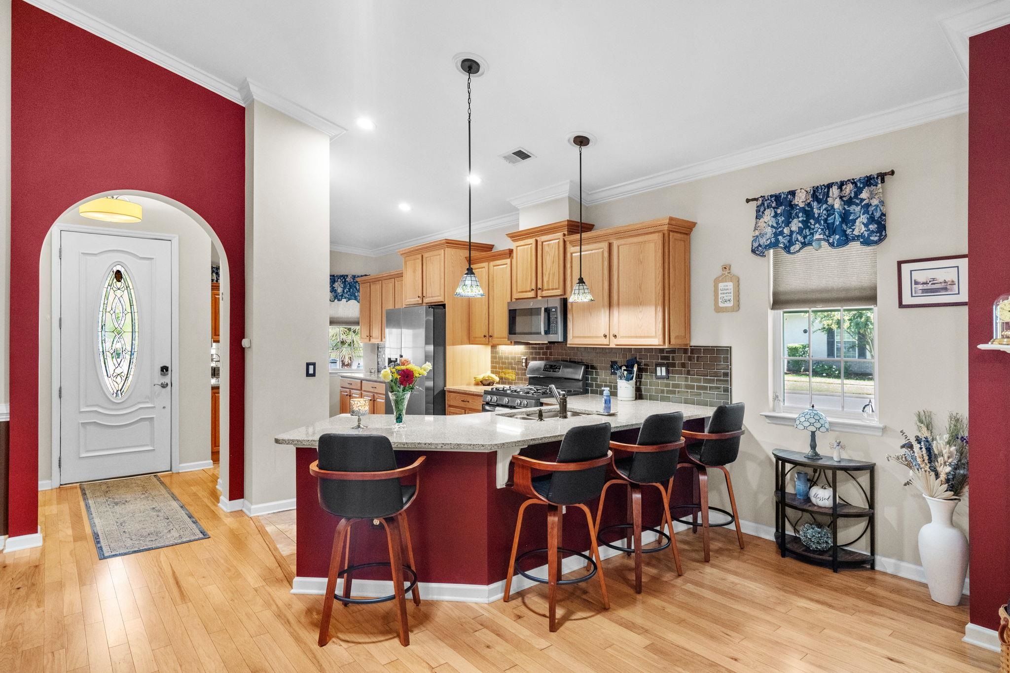 701 Bay Hill Ct. Property Photo 8