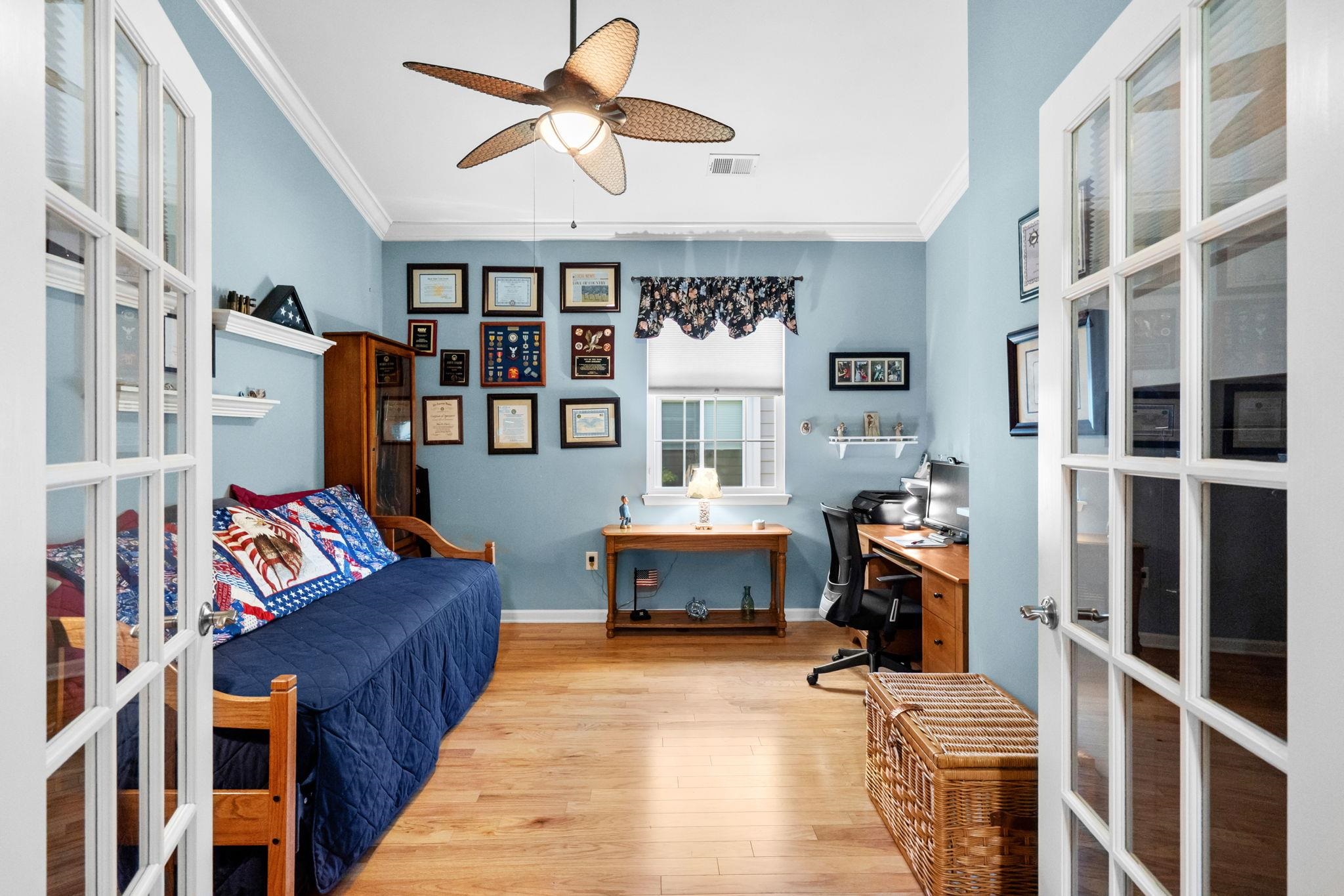 701 Bay Hill Ct. Property Photo 20
