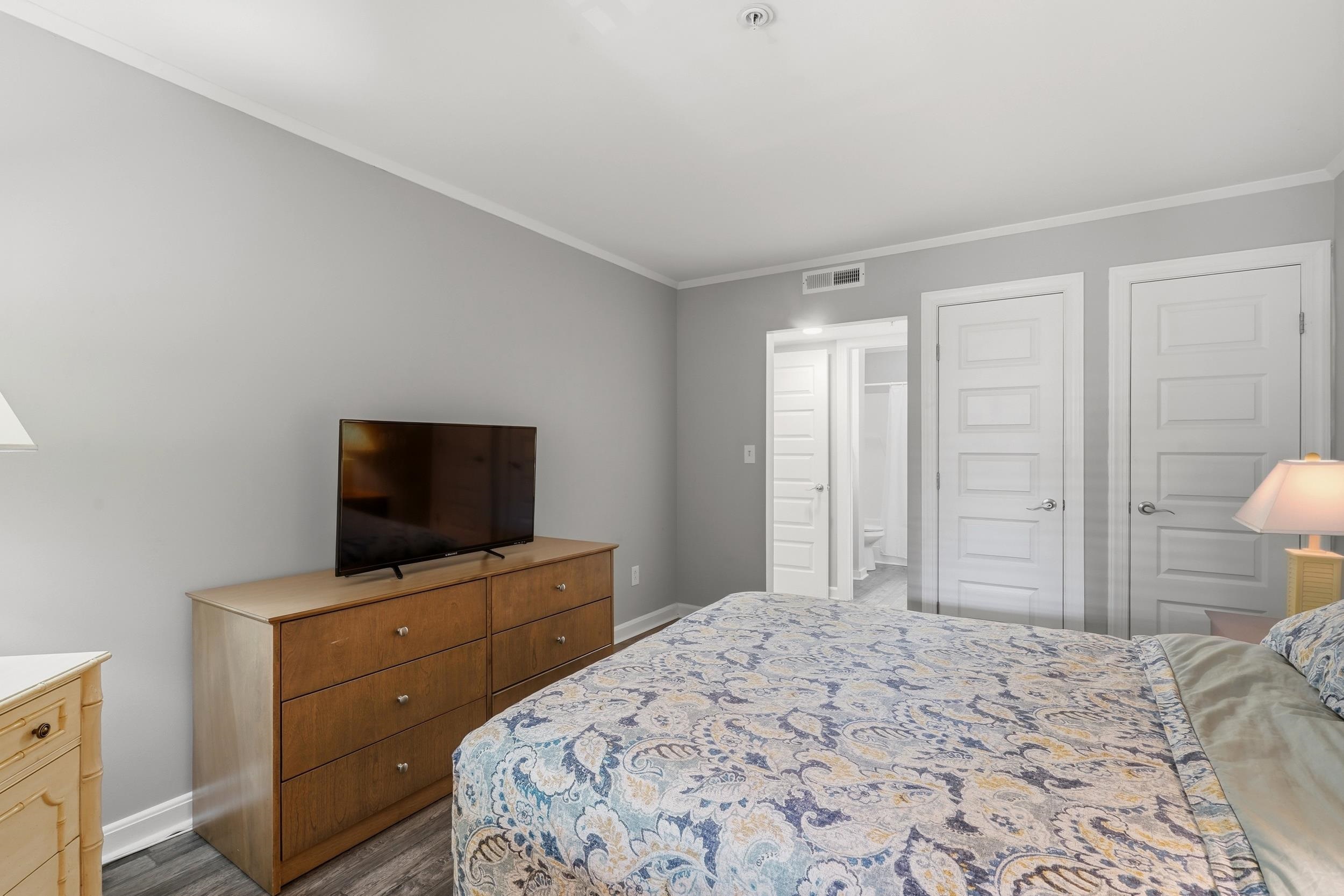 415 Ocean Creek Dr. Property Photo 12
