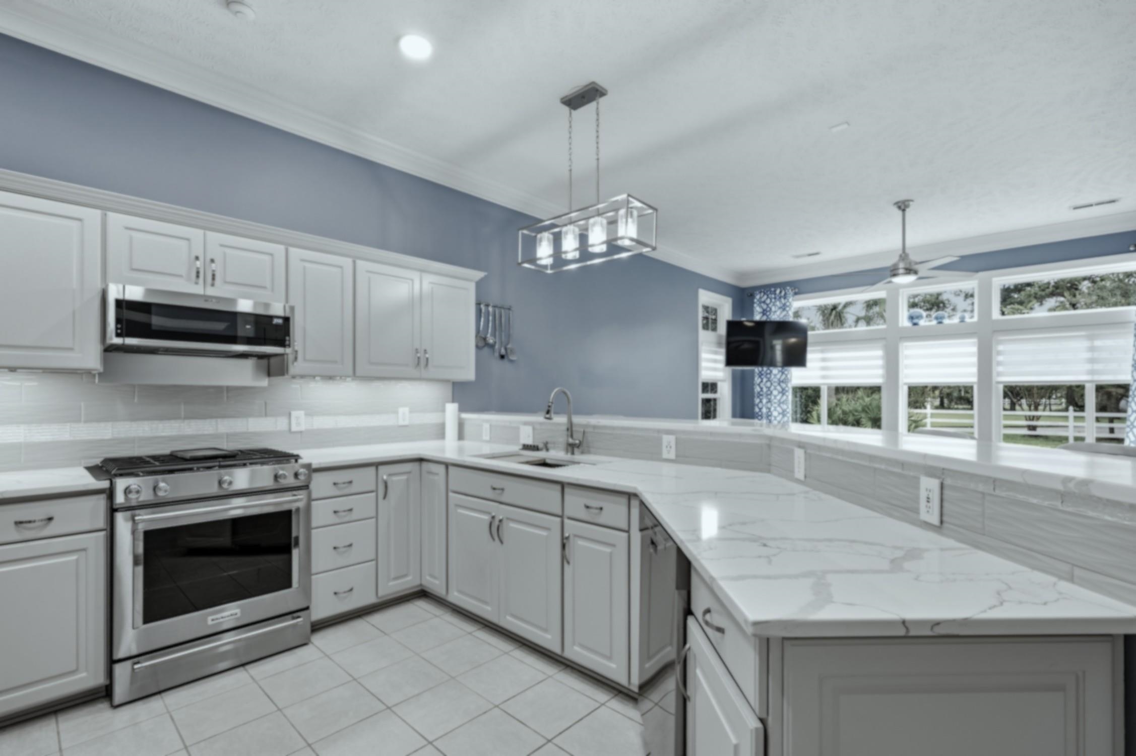 101 Pickering Dr. Property Photo 14