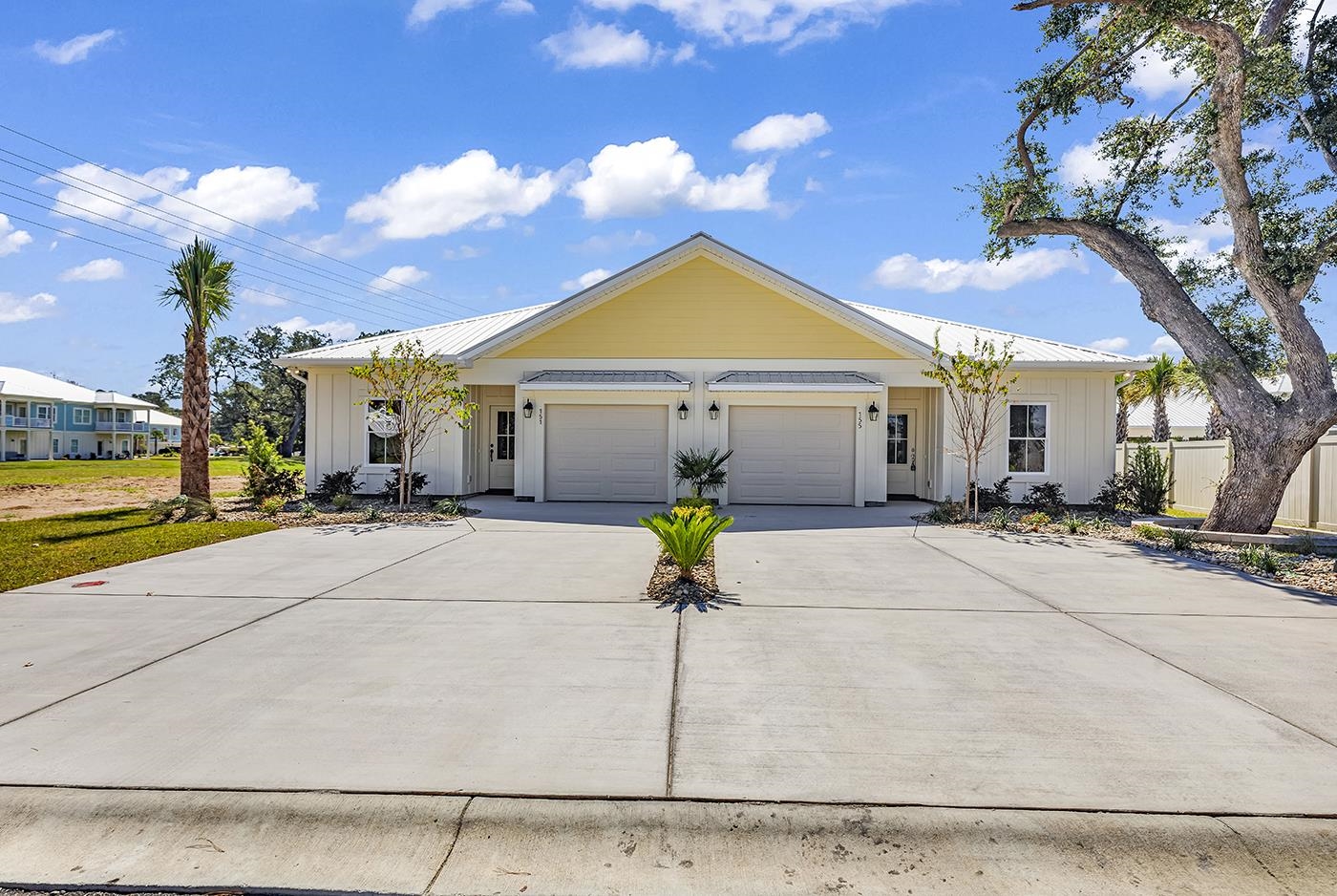 15 Hallandale Lane Property Photo 1