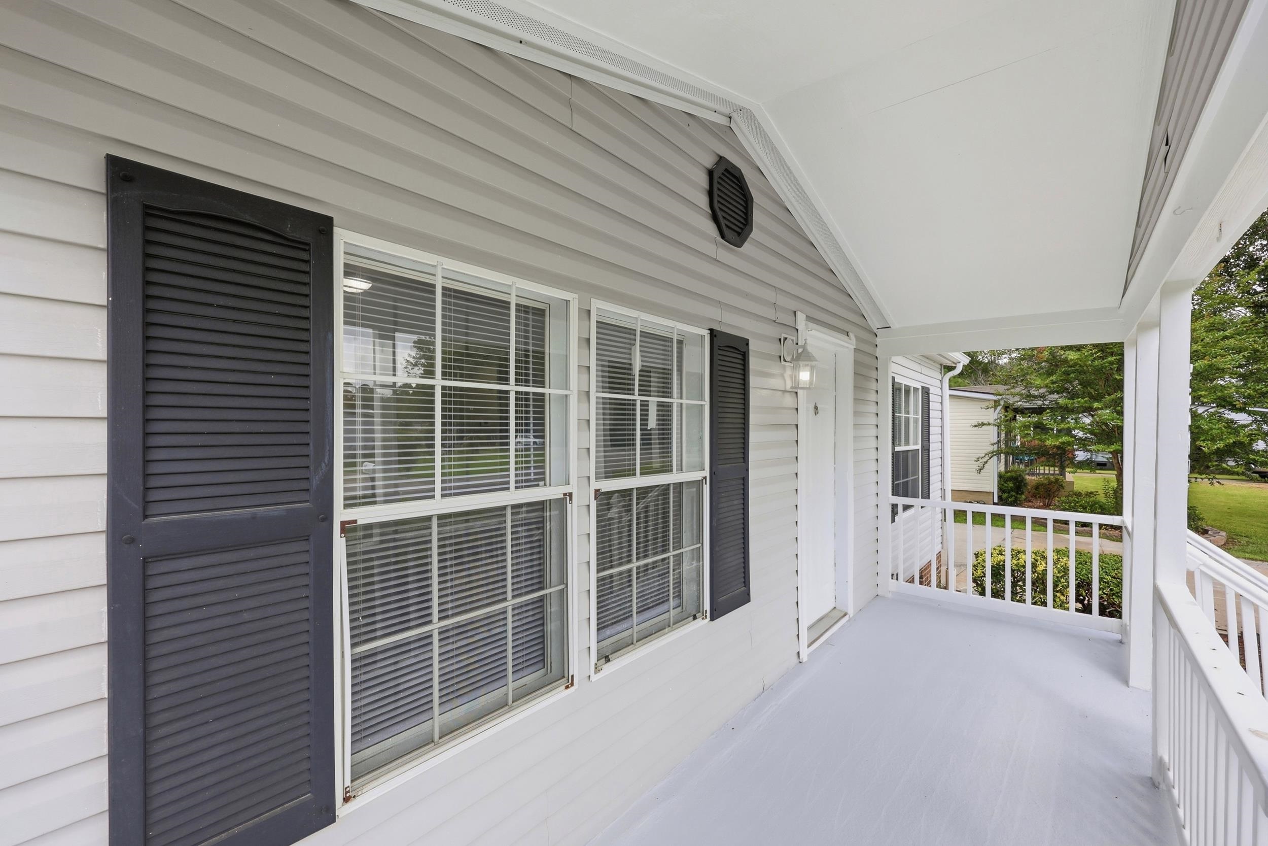 3265 Lyndon Dr. Property Photo 10
