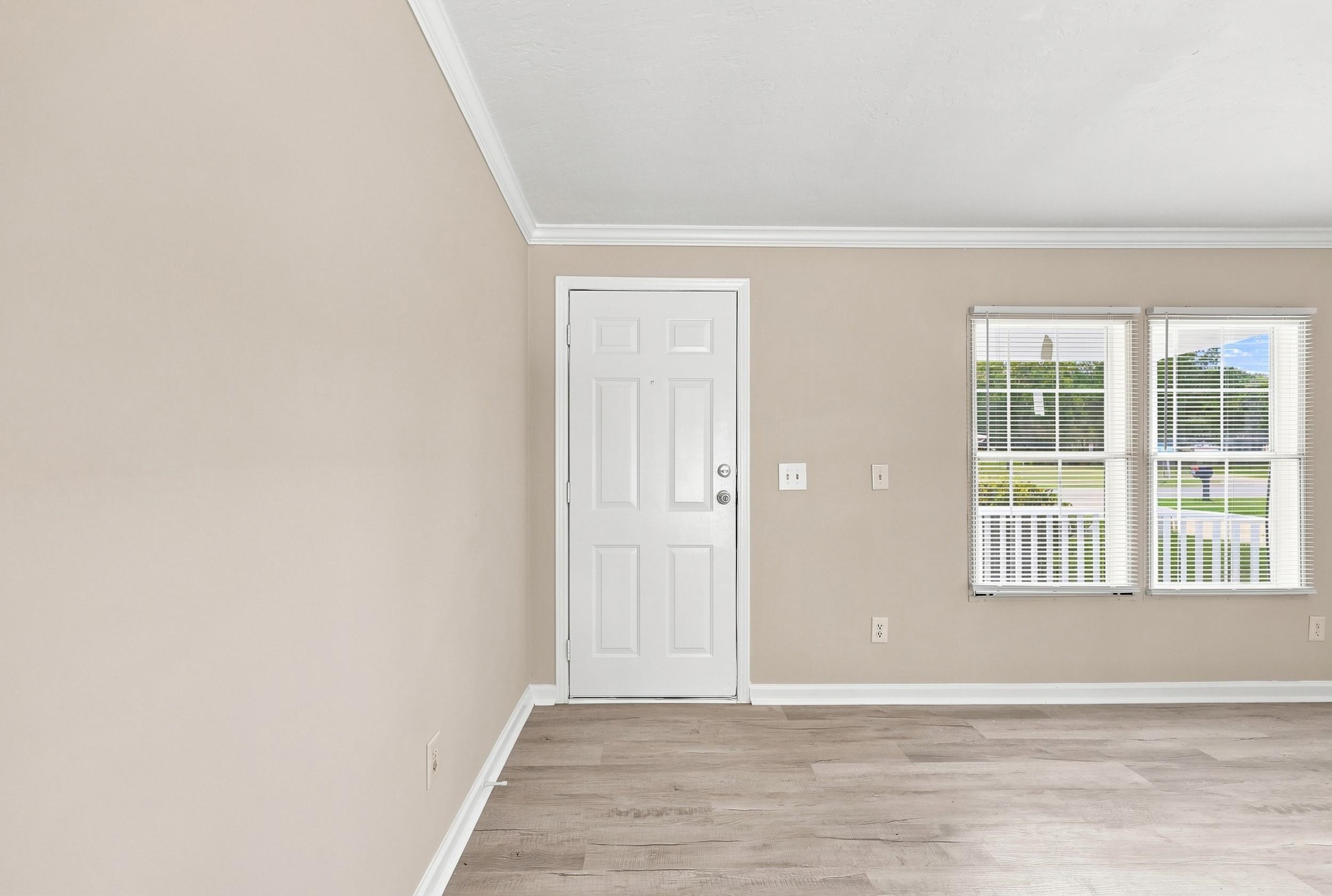 3265 Lyndon Dr. Property Photo 14
