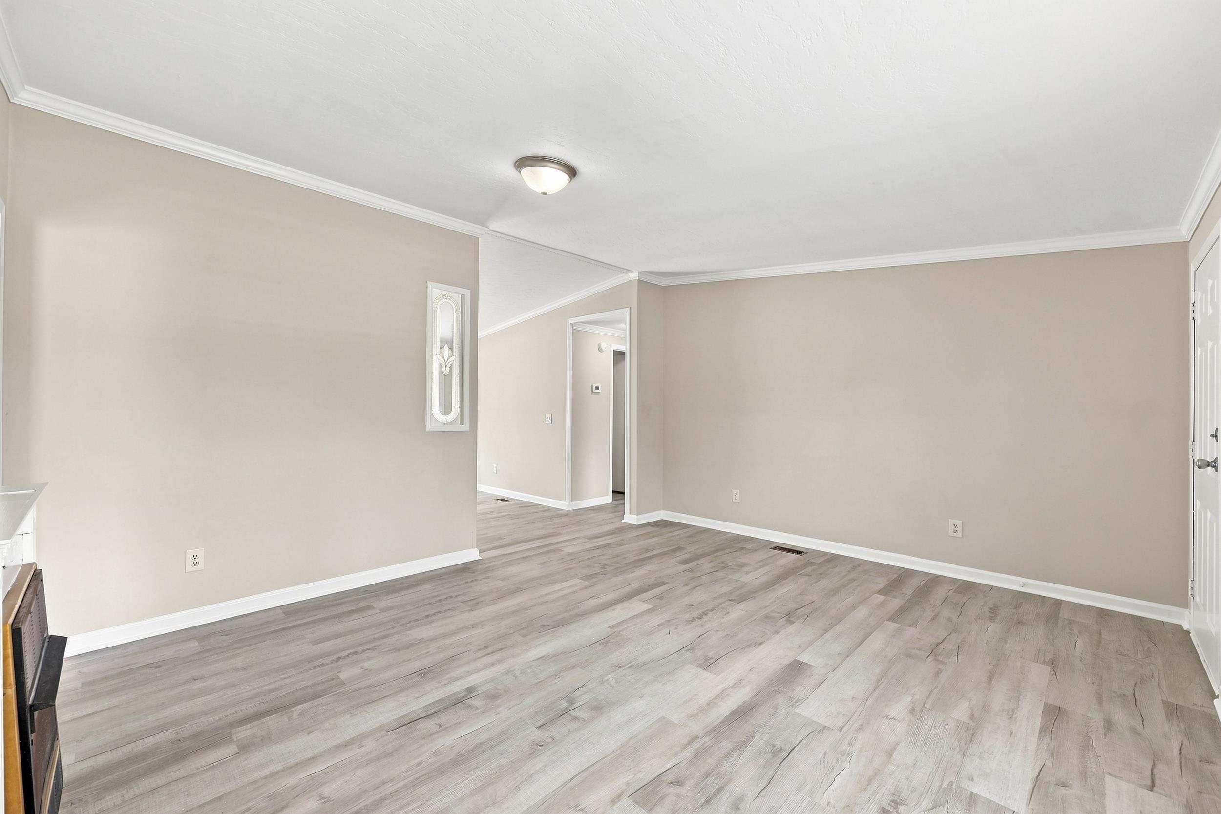 3265 Lyndon Dr. Property Photo 15