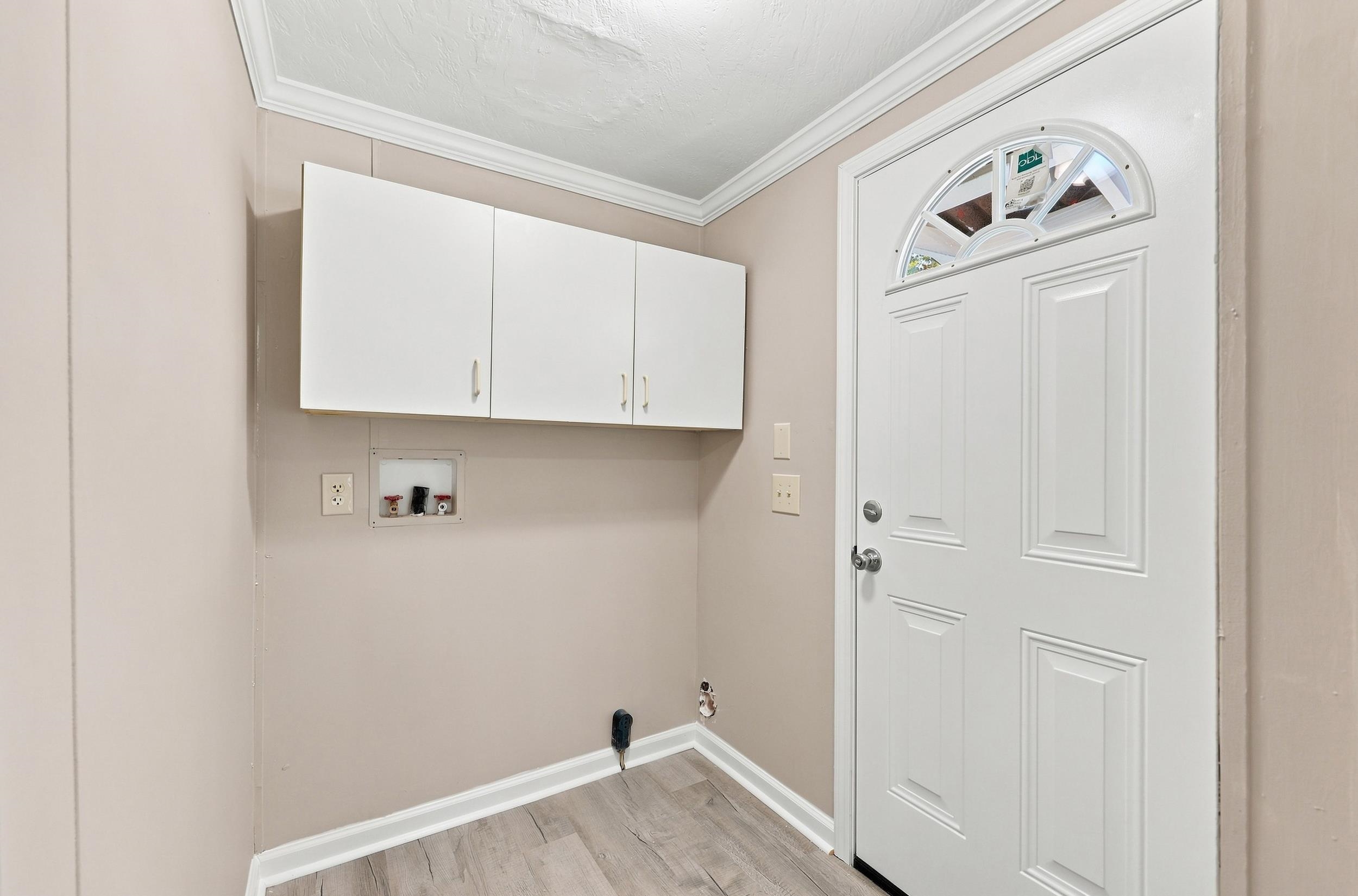 3265 Lyndon Dr. Property Photo 24