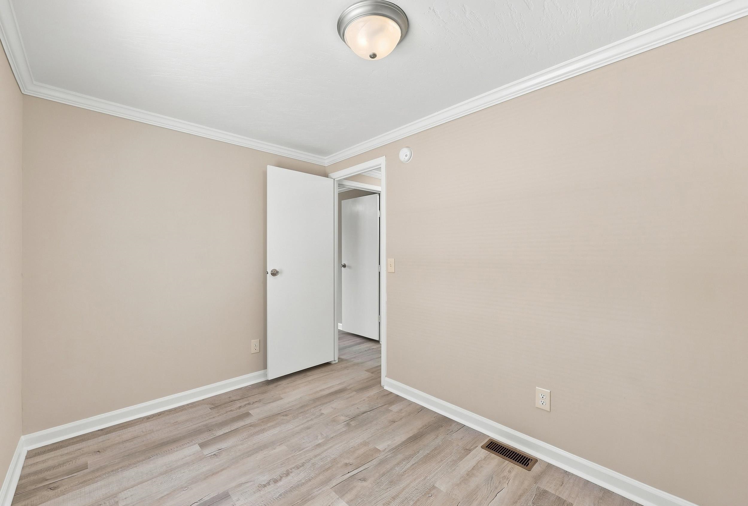 3265 Lyndon Dr. Property Photo 30