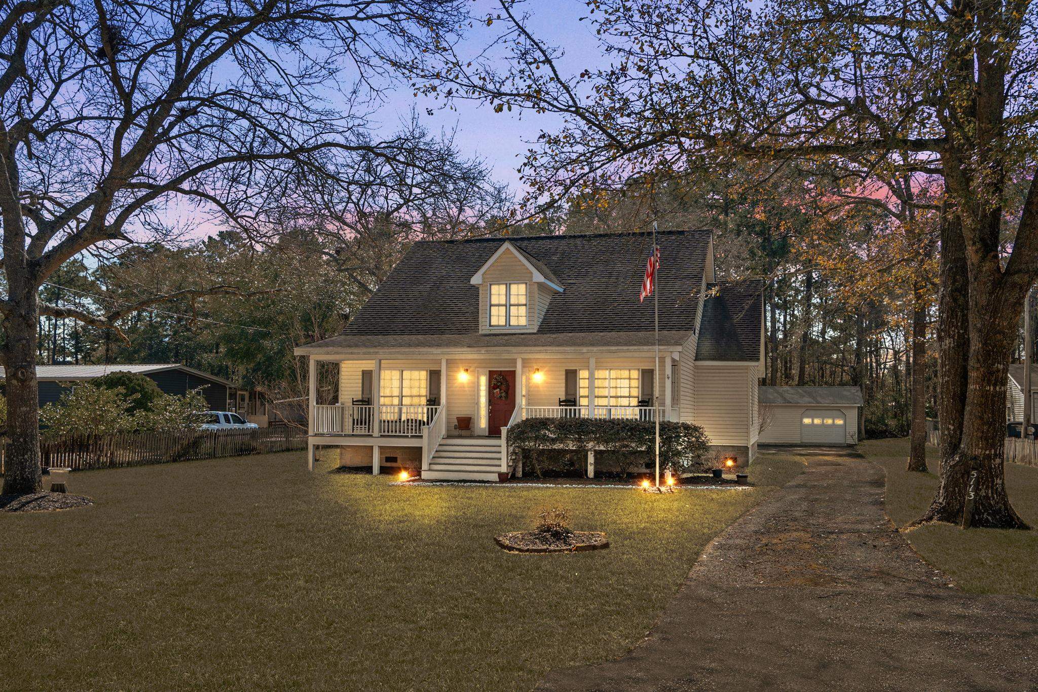 5113 Pee Dee Ln. Property Photo 1