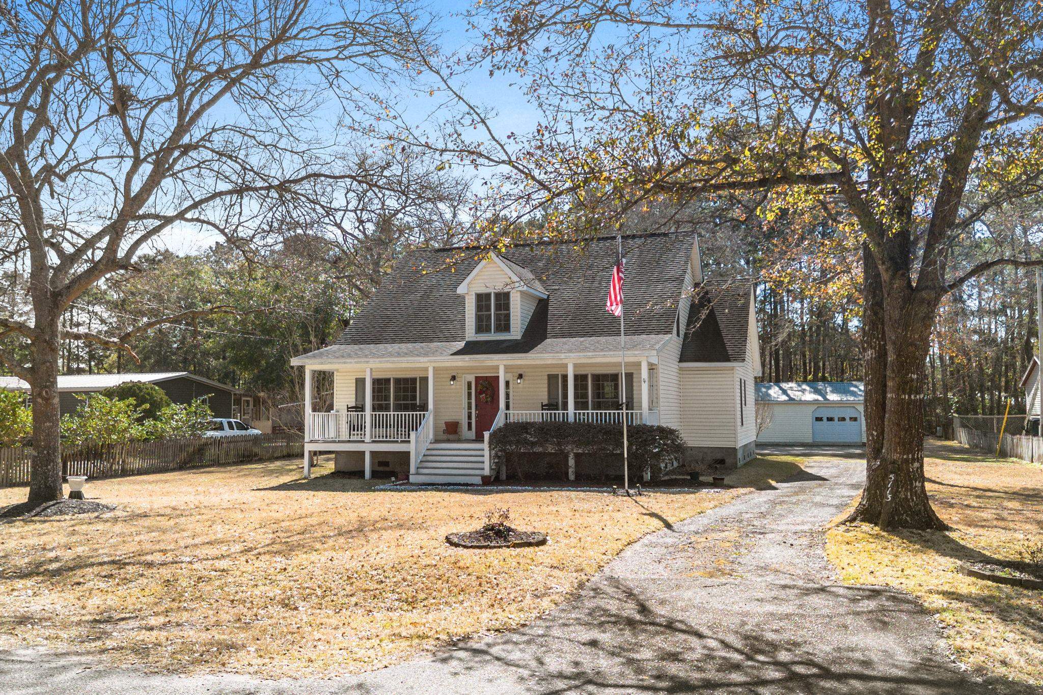 5113 Pee Dee Ln. Property Photo 2