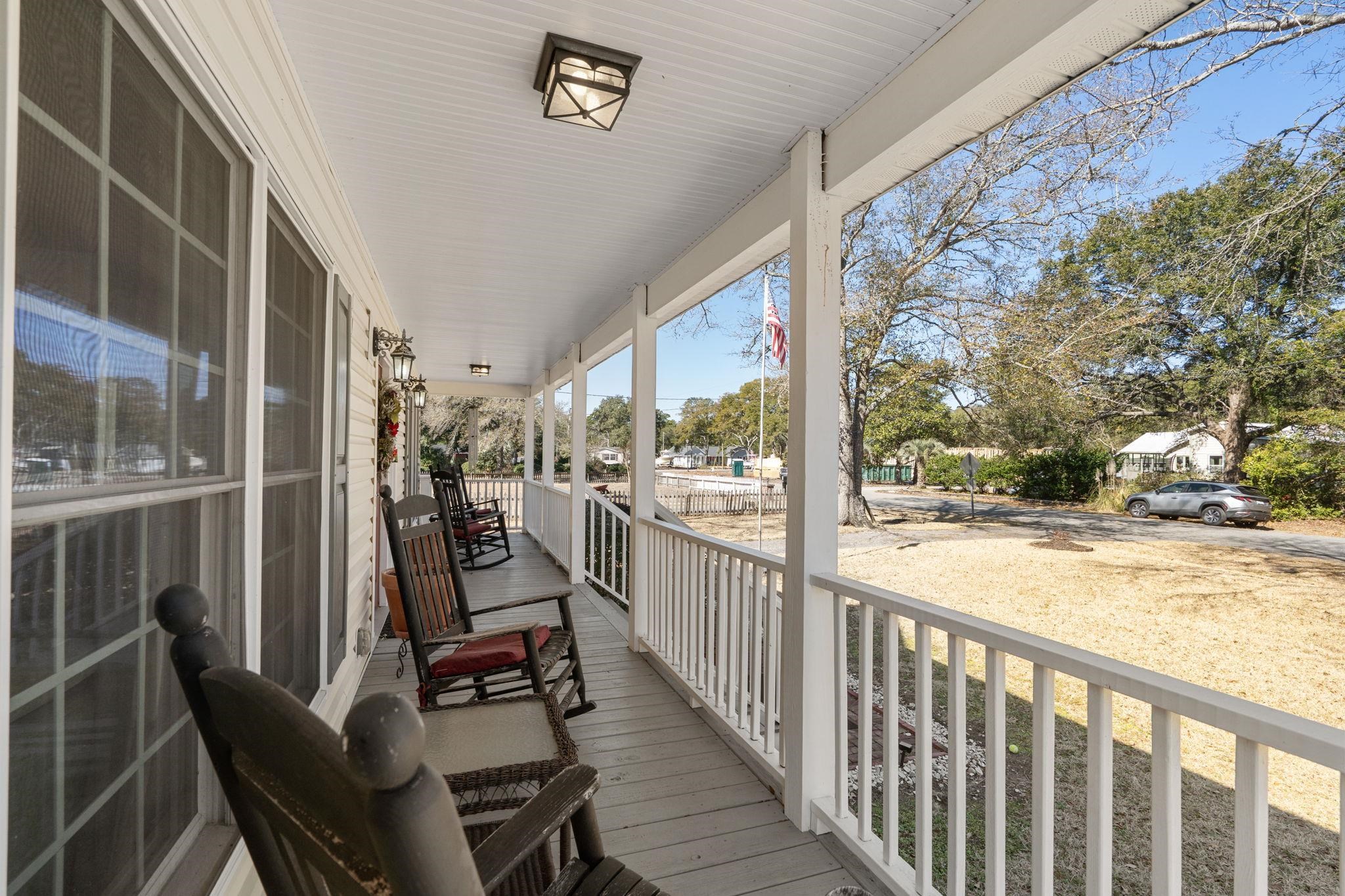5113 Pee Dee Ln. Property Photo 4