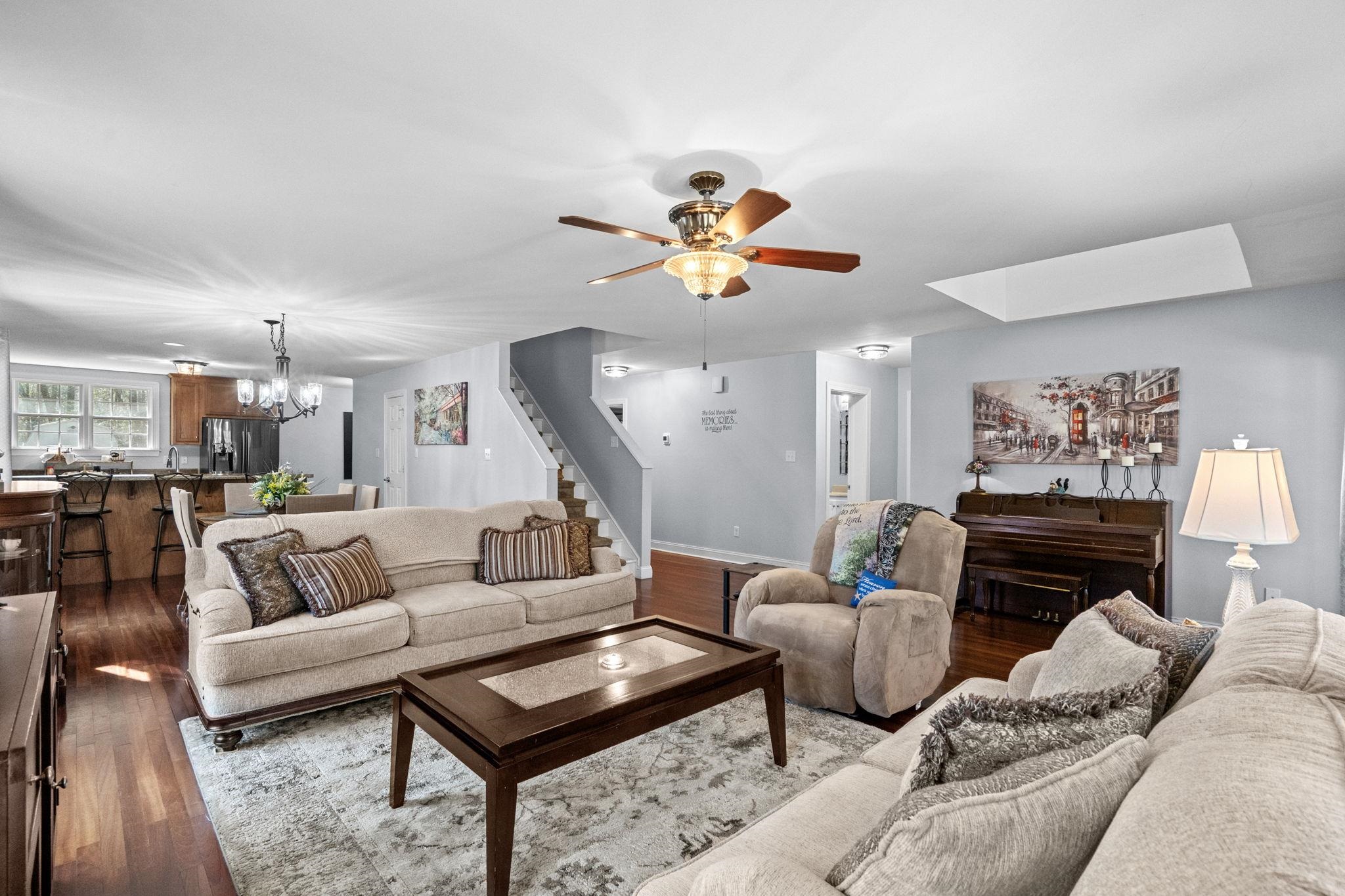 5113 Pee Dee Ln. Property Photo 6