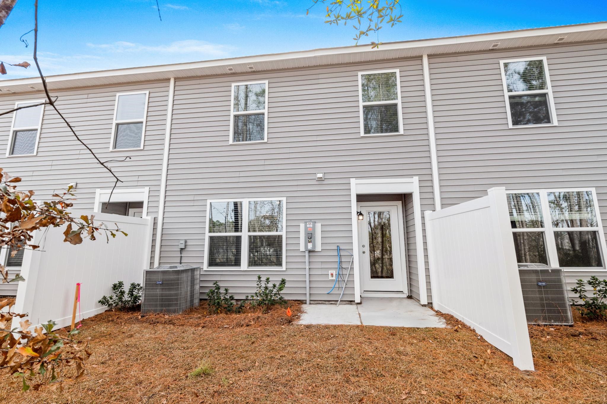 535 Gemstone Blvd Property Photo 31