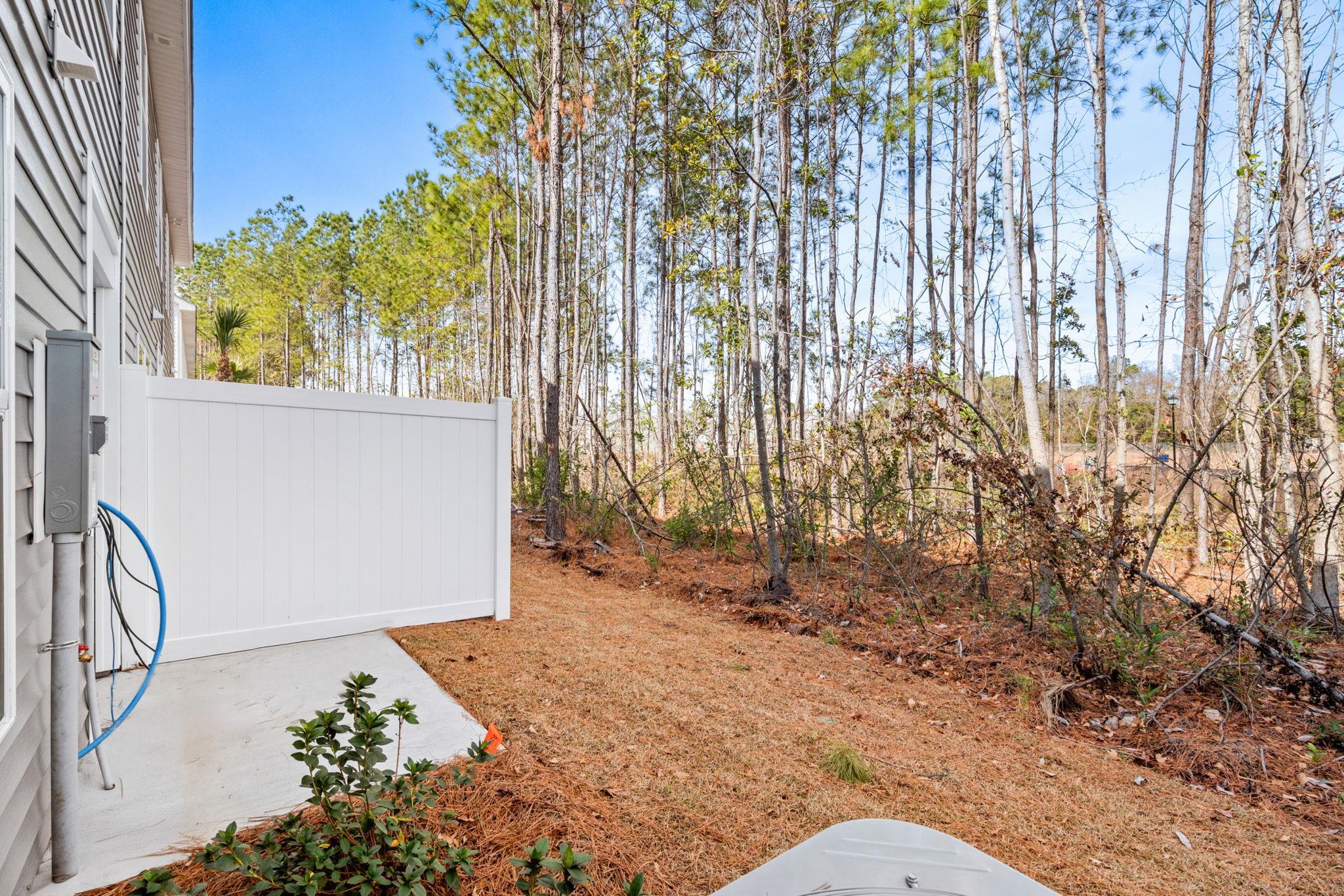 543 Gemstone Blvd Property Photo 30