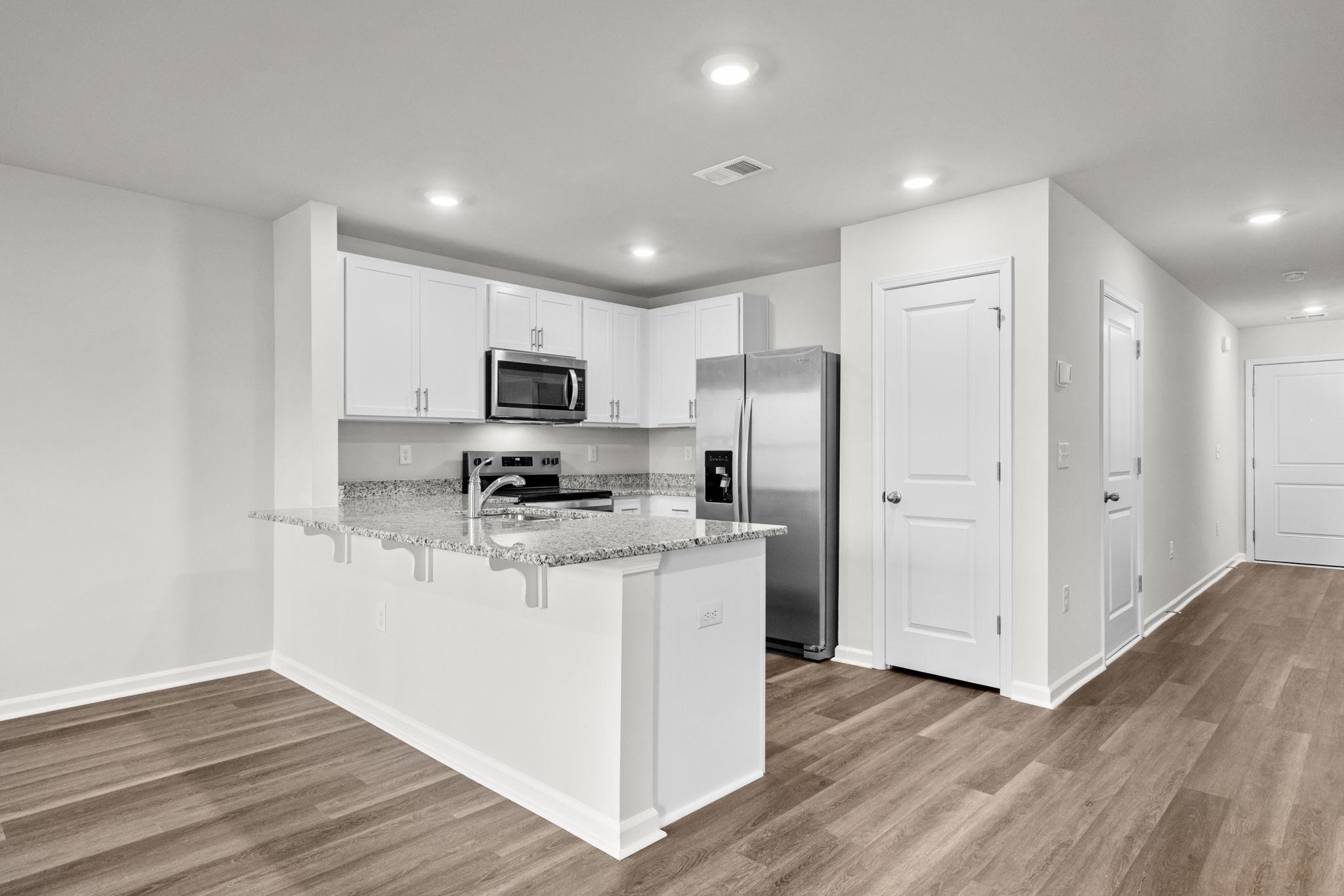 539 Gemstone Blvd Property Photo 10