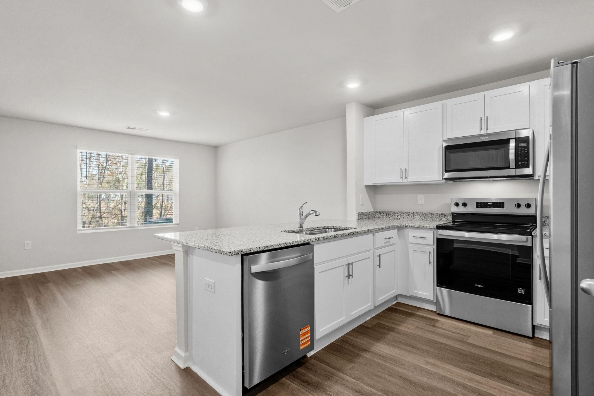 539 Gemstone Blvd Property Photo 11