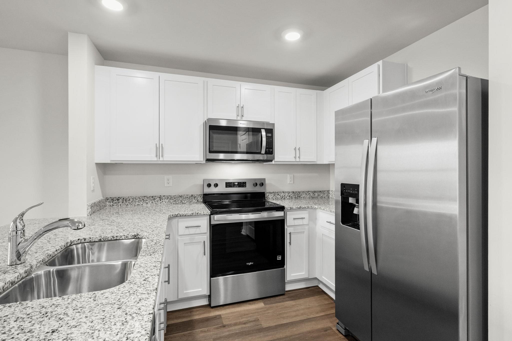 539 Gemstone Blvd Property Photo 13