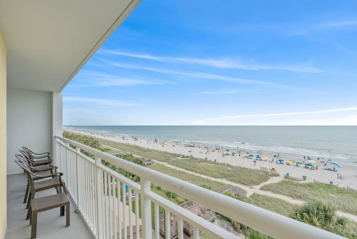 2000 N Ocean Blvd. Property Photo 2