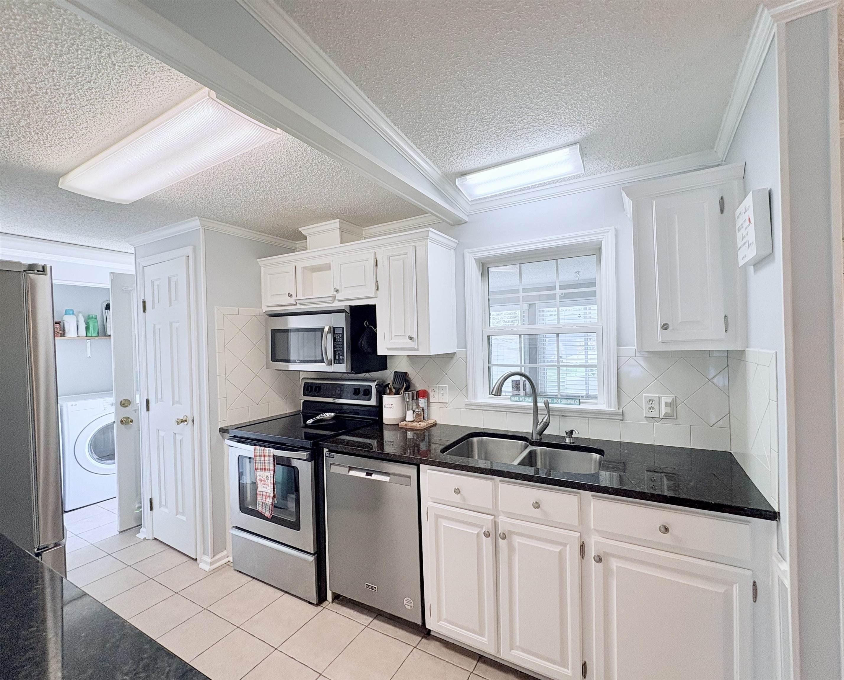 2892 Palm Rd. Property Photo 8