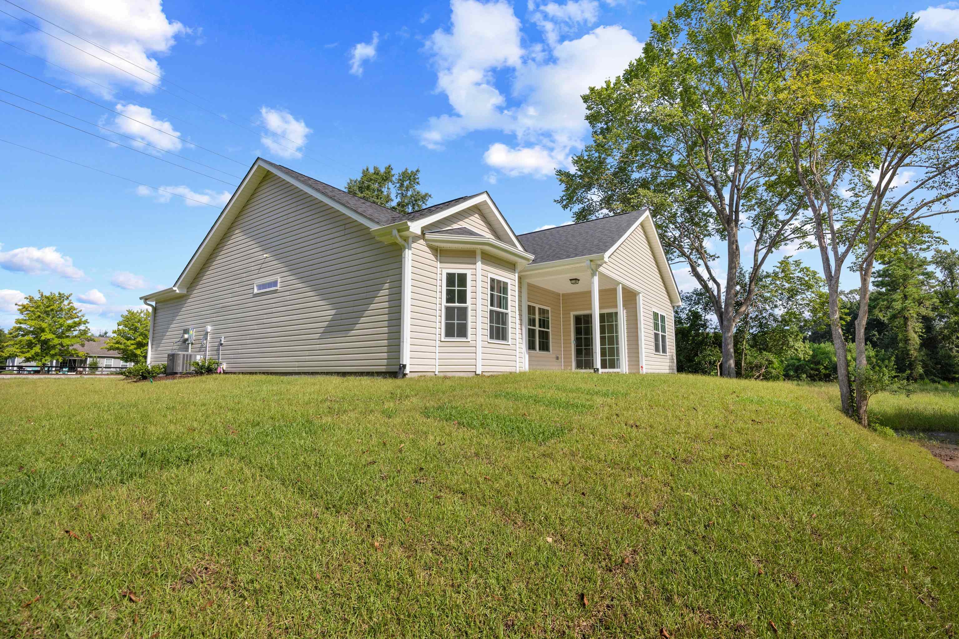 1320 Lakeside Dr. Property Photo 36