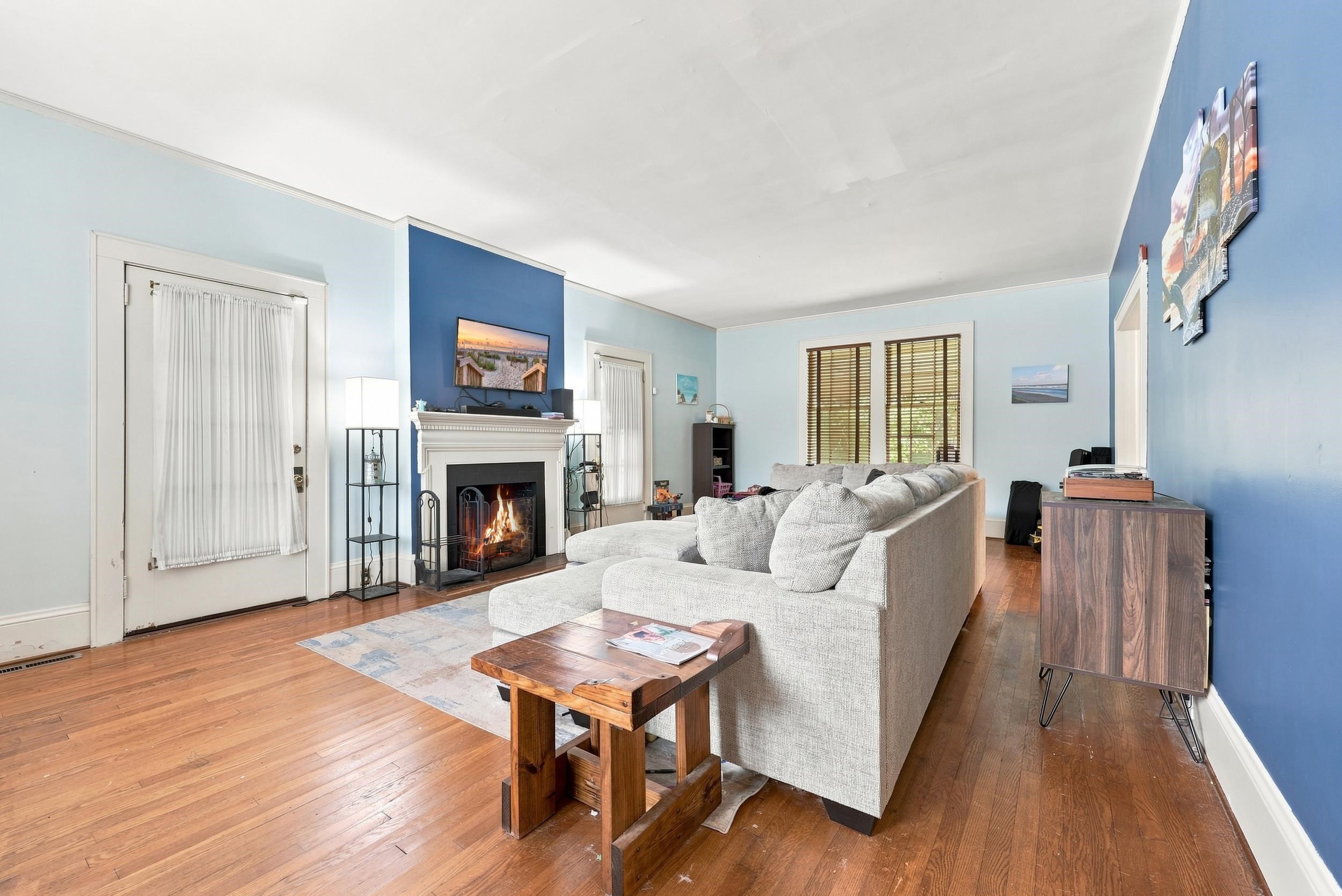 130 Cooper St. Property Photo 6