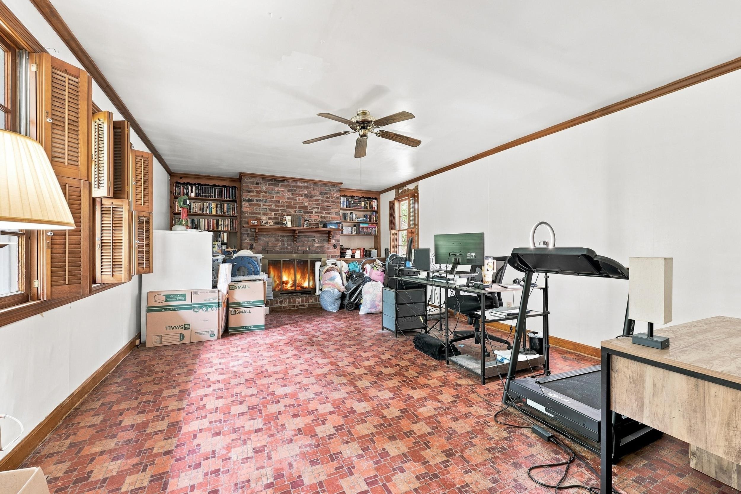 130 Cooper St. Property Photo 15