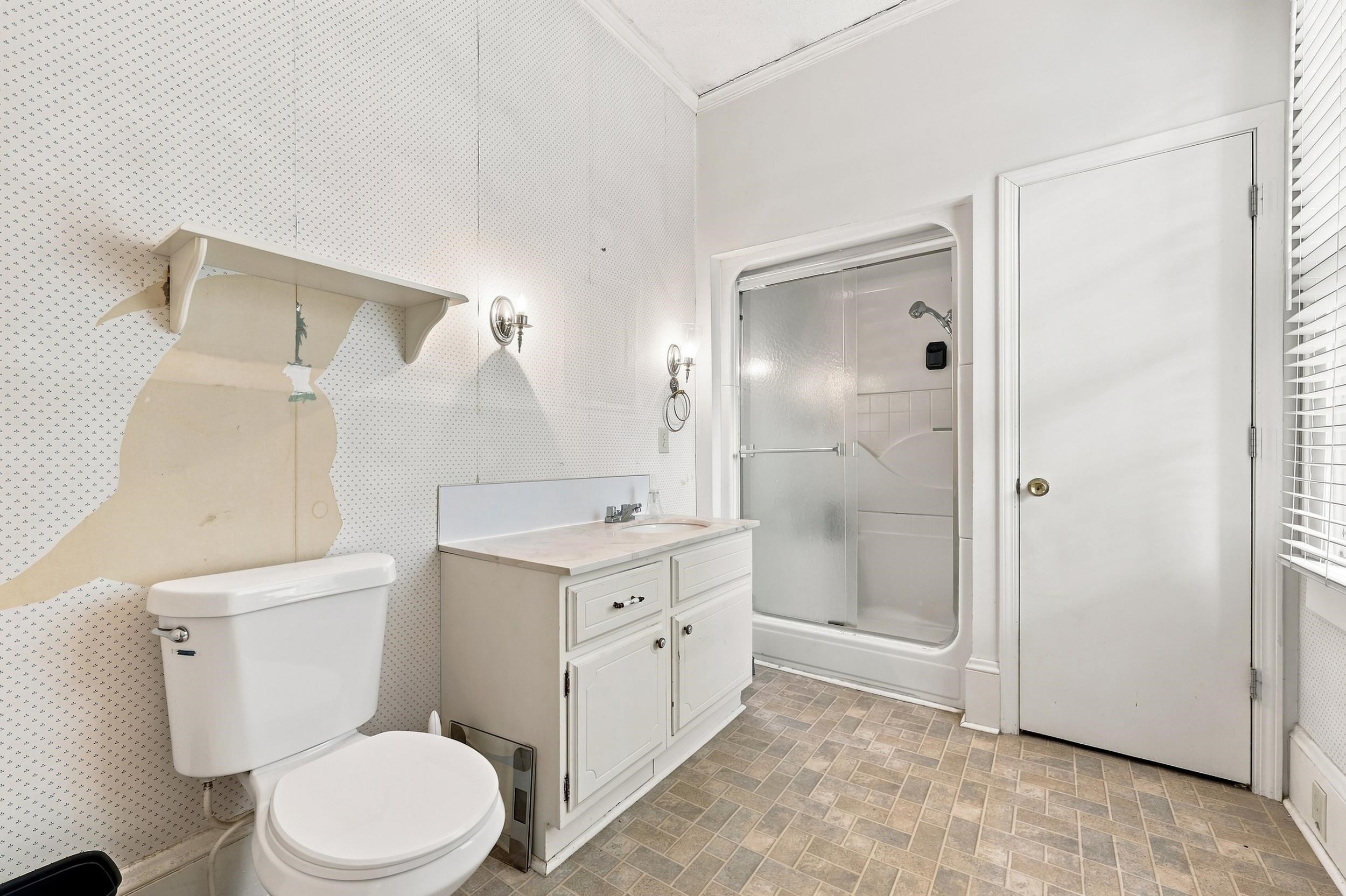 130 Cooper St. Property Photo 21