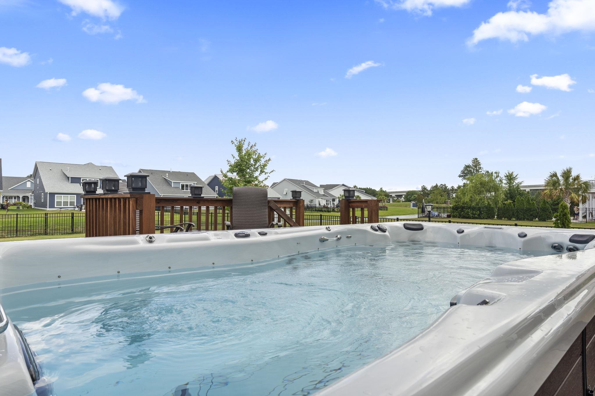 350 Harbour View Dr. Property Photo 44