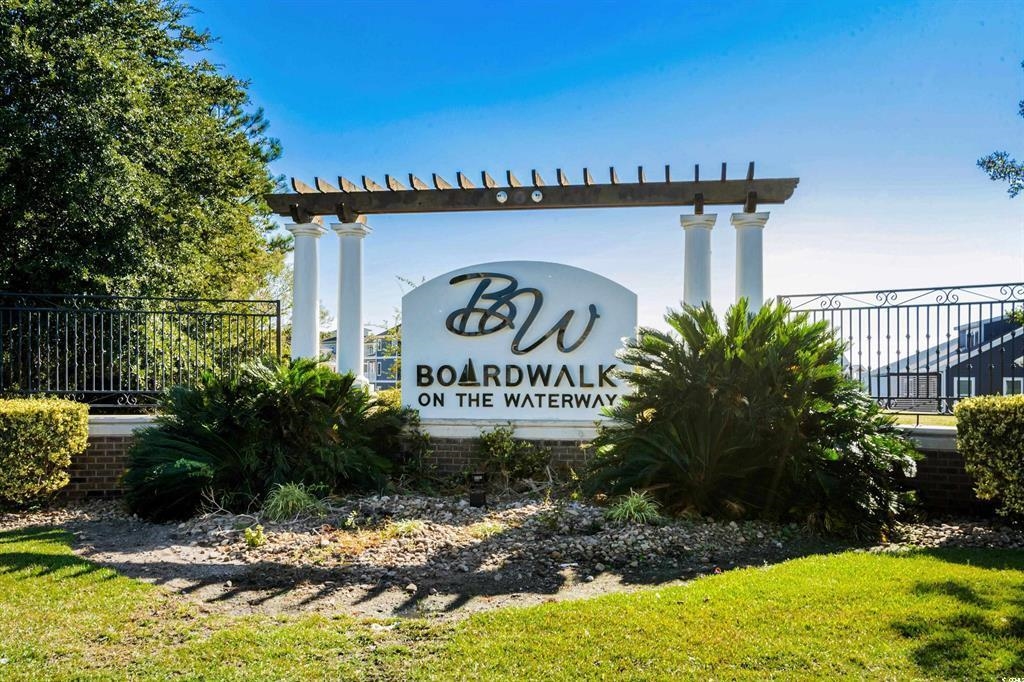 350 Harbour View Dr. Property Photo 51