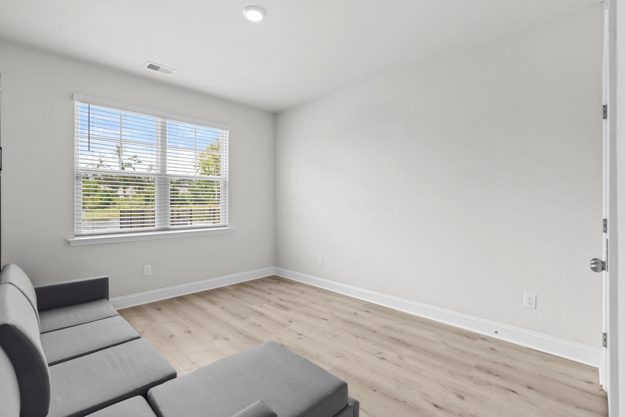 1179 Heather Glen Blvd. Property Photo 16