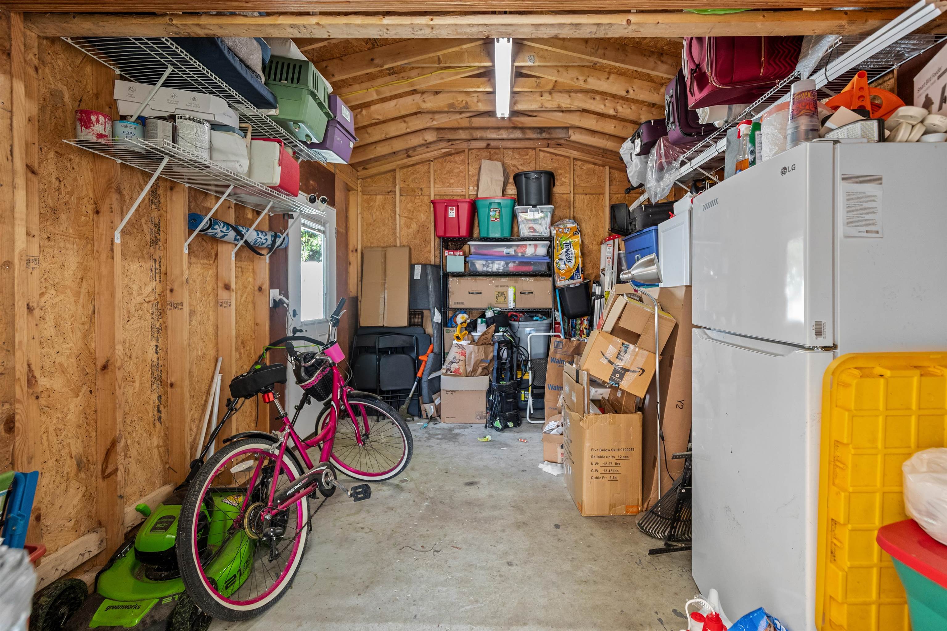 636 Hemlock Ave. Property Photo 3