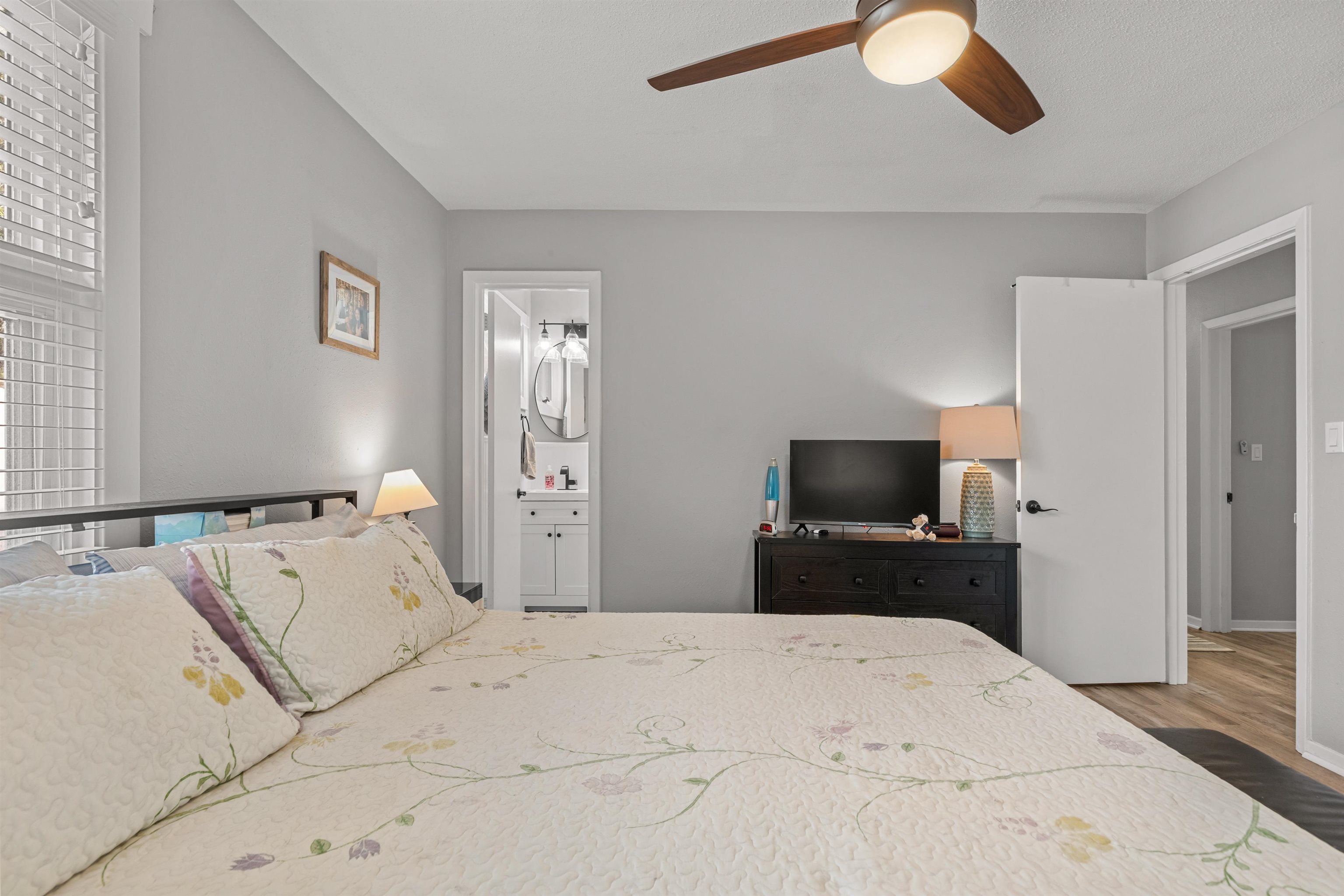 636 Hemlock Ave. Property Photo 26