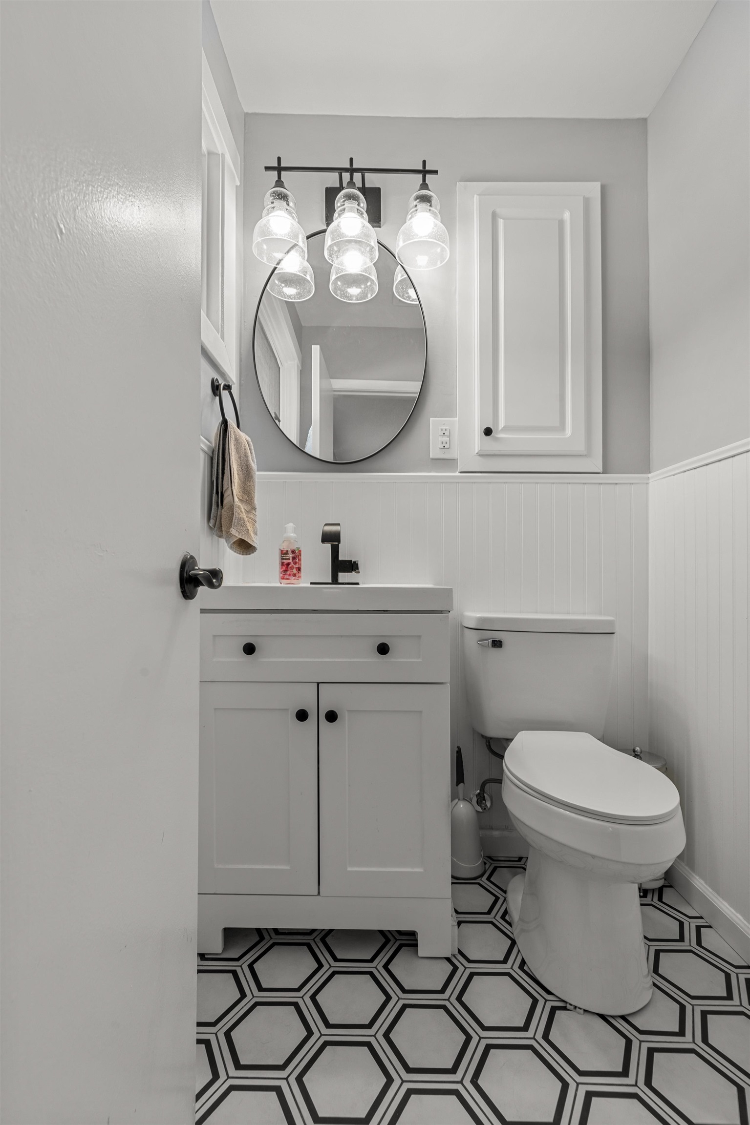 636 Hemlock Ave. Property Photo 28