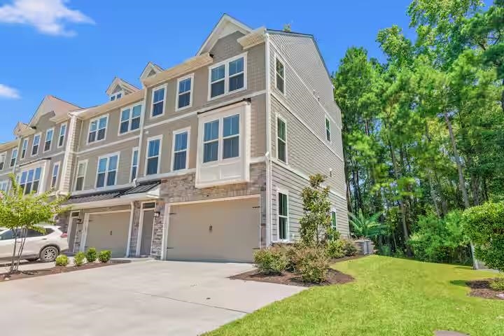 2557 Pete Dye Dr. Property Photo 1